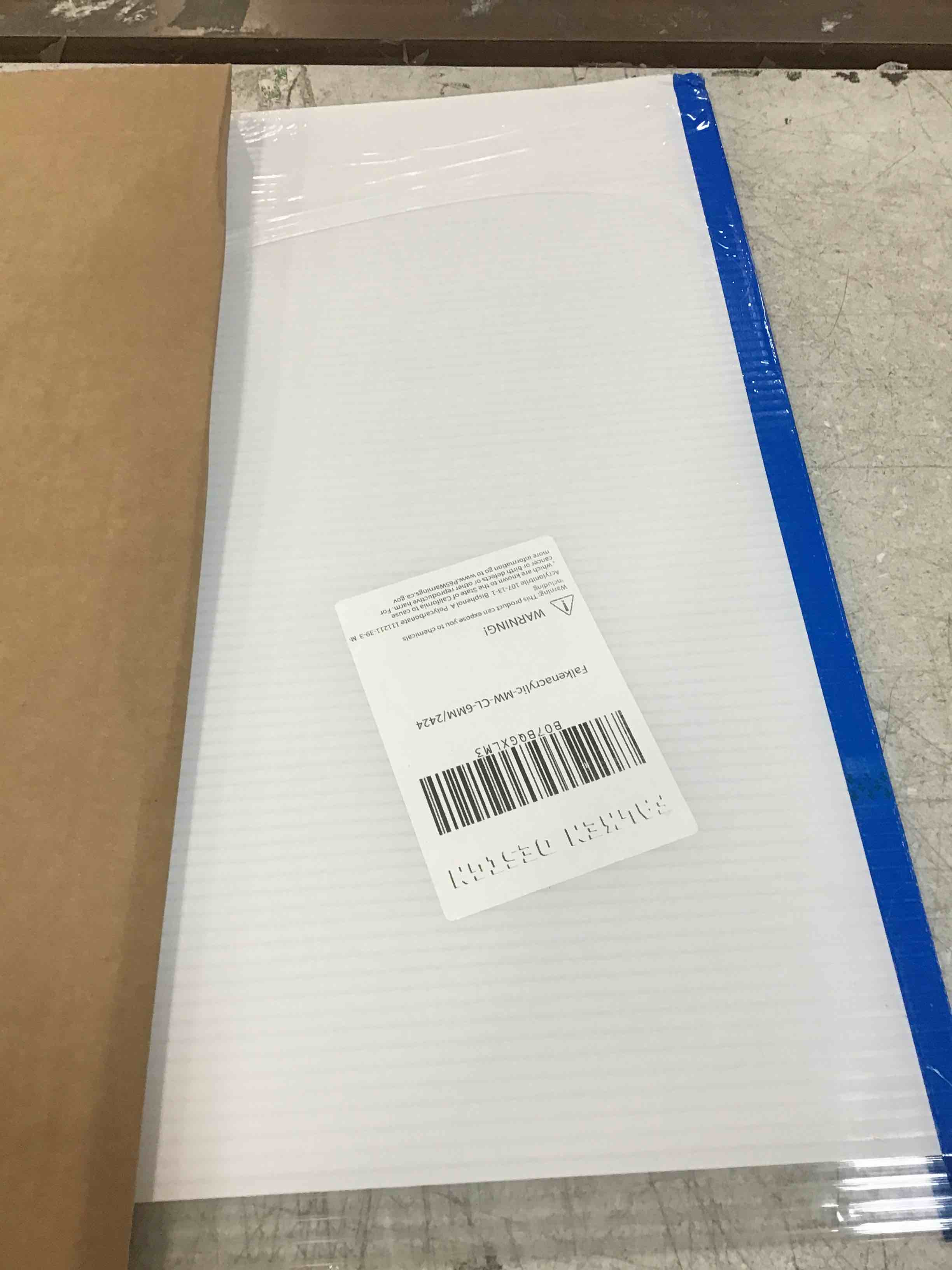 https://s3.amazonaws.com/lotting-images-prod/bidfta/YEL6605740_1716644518236.jpeg