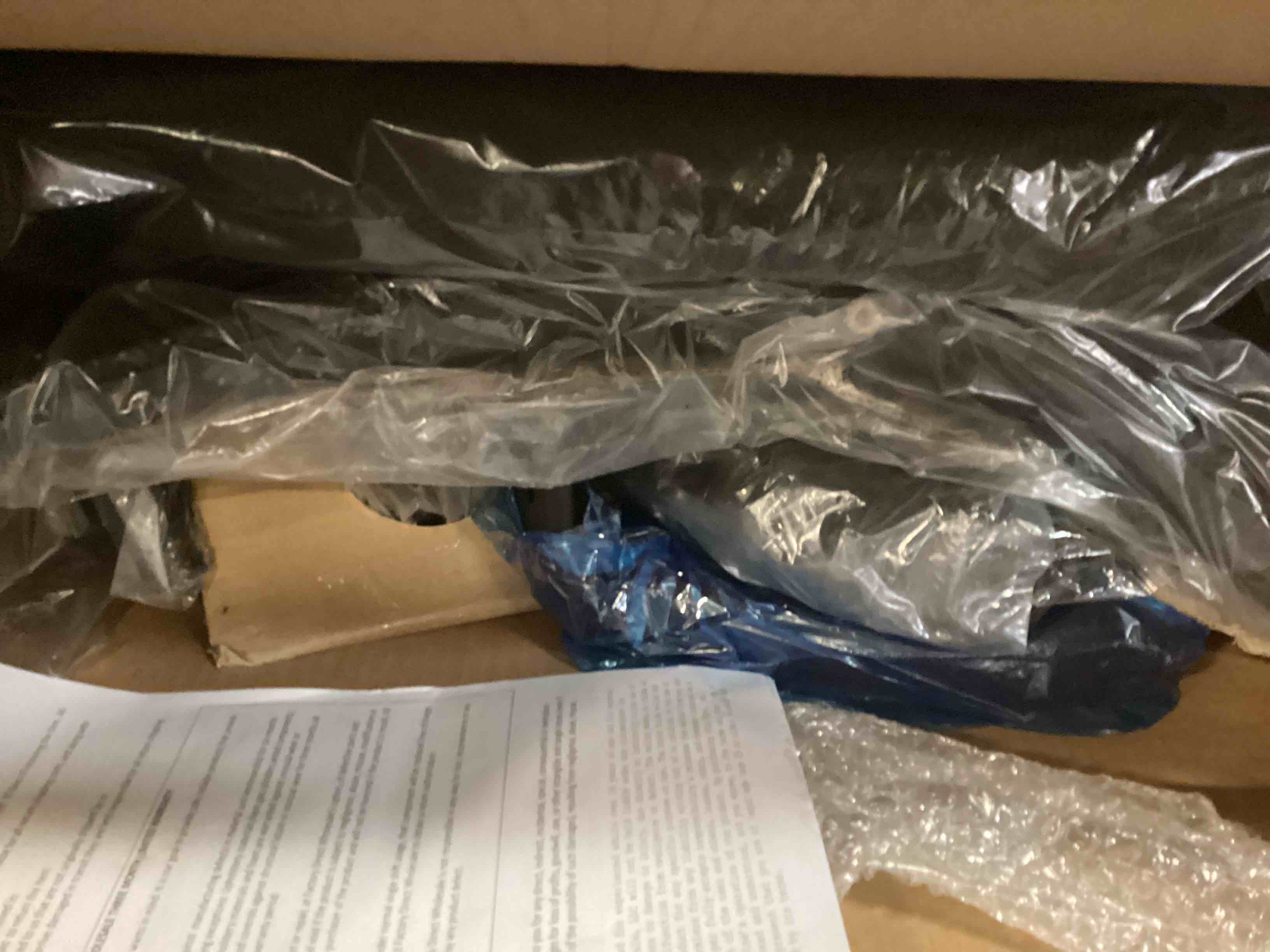 https://s3.amazonaws.com/lotting-images-prod/bidfta/YEL6606154_1716995039371.jpeg