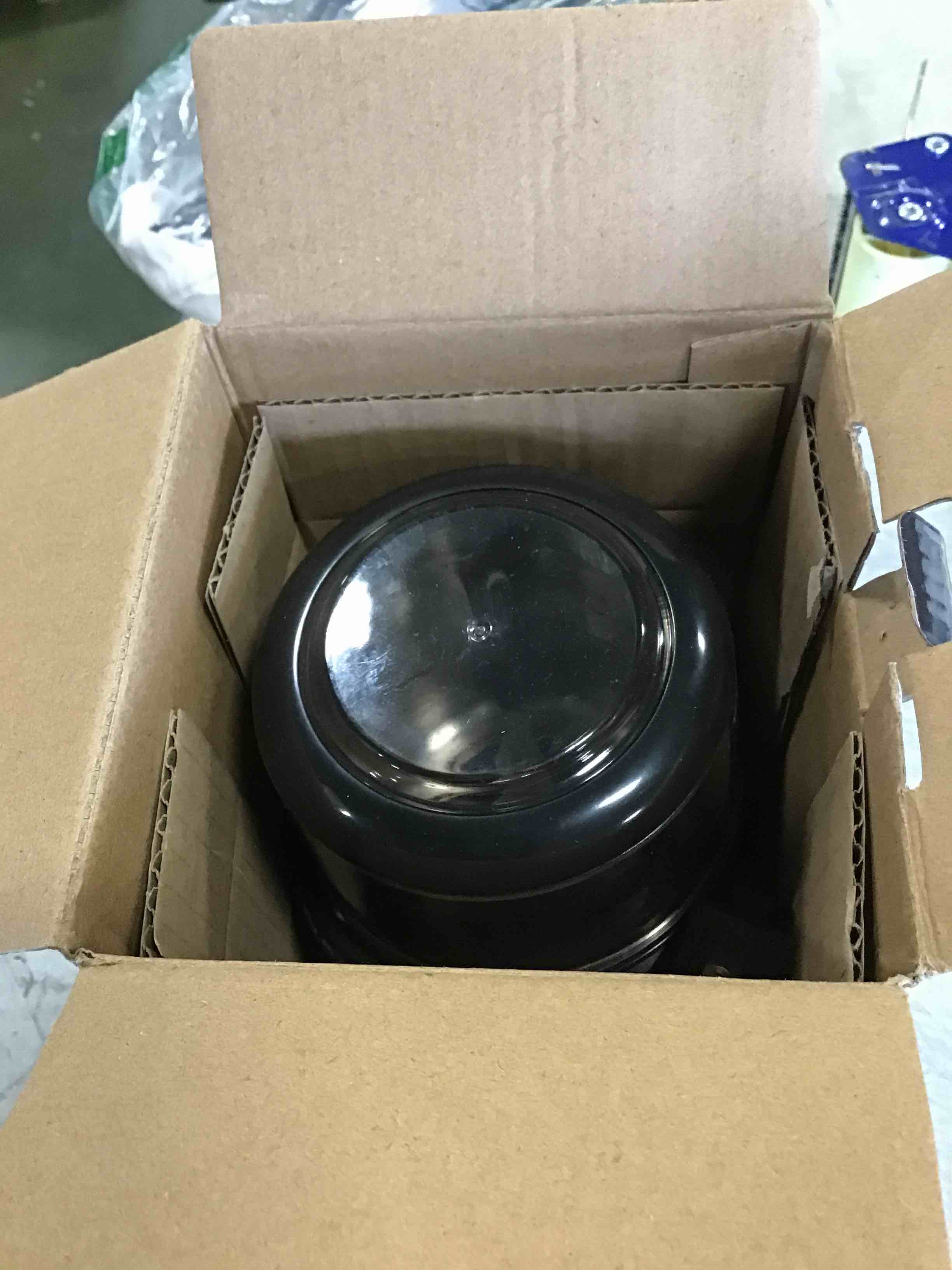 https://s3.amazonaws.com/lotting-images-prod/bidfta/YEL6606822_1716232611704.jpeg