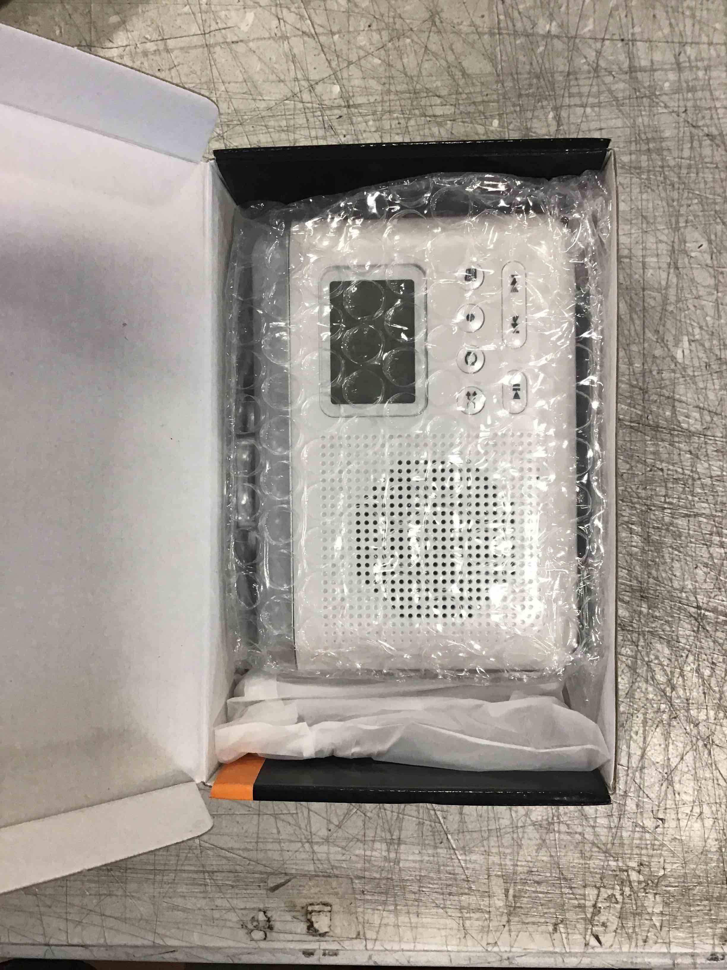 https://s3.amazonaws.com/lotting-images-prod/bidfta/YEL6606833_1716290395741.jpeg