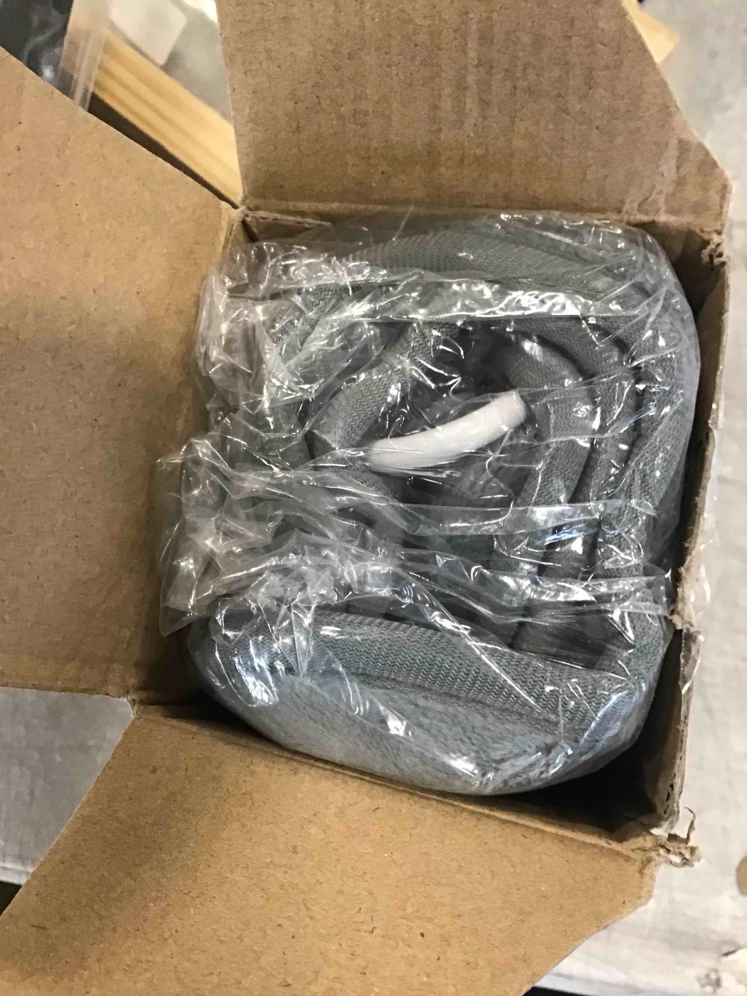 https://s3.amazonaws.com/lotting-images-prod/bidfta/YEL6606855_1716292453523.jpeg