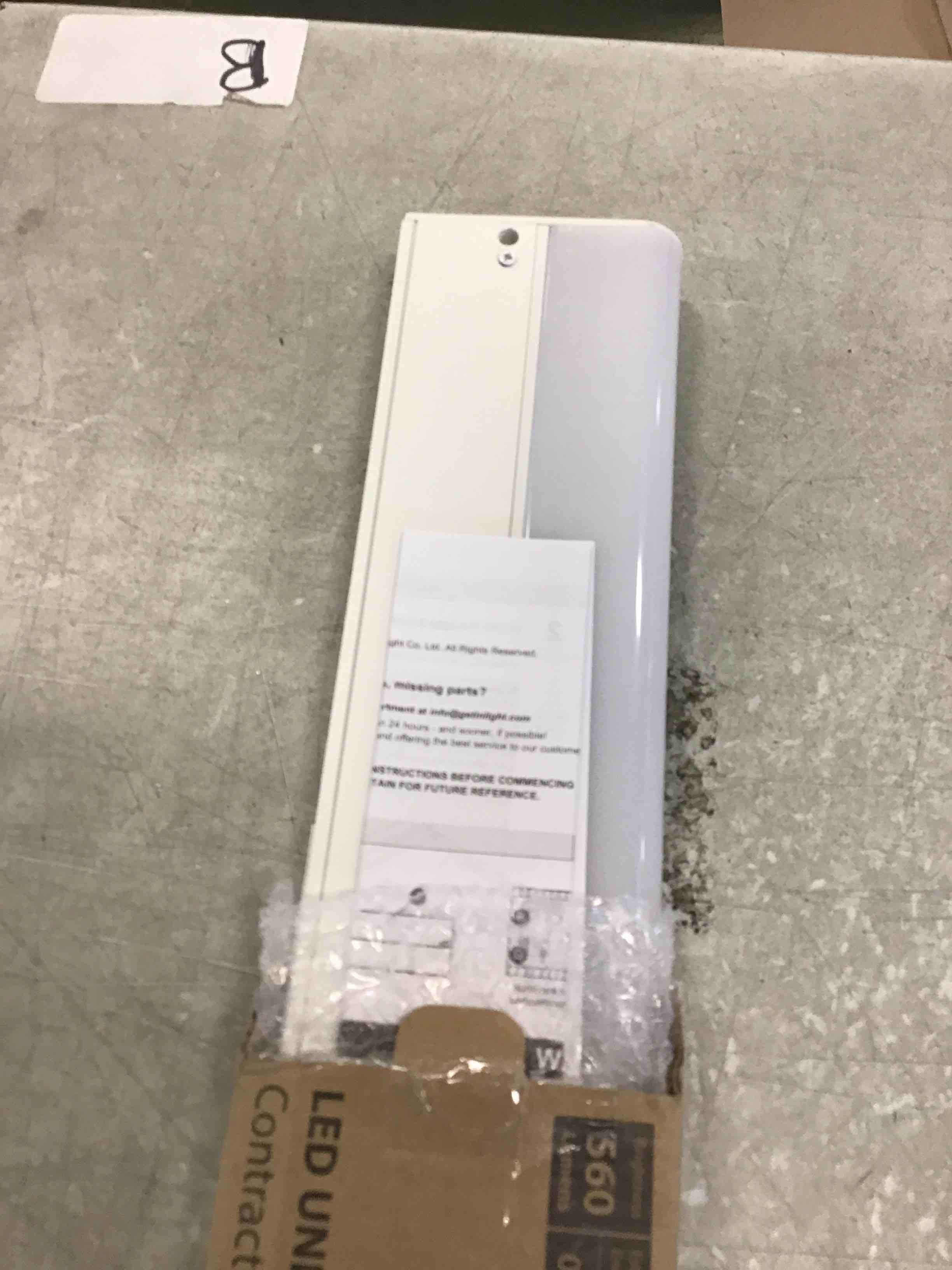 https://s3.amazonaws.com/lotting-images-prod/bidfta/YEL6606879_1716294277744.jpeg