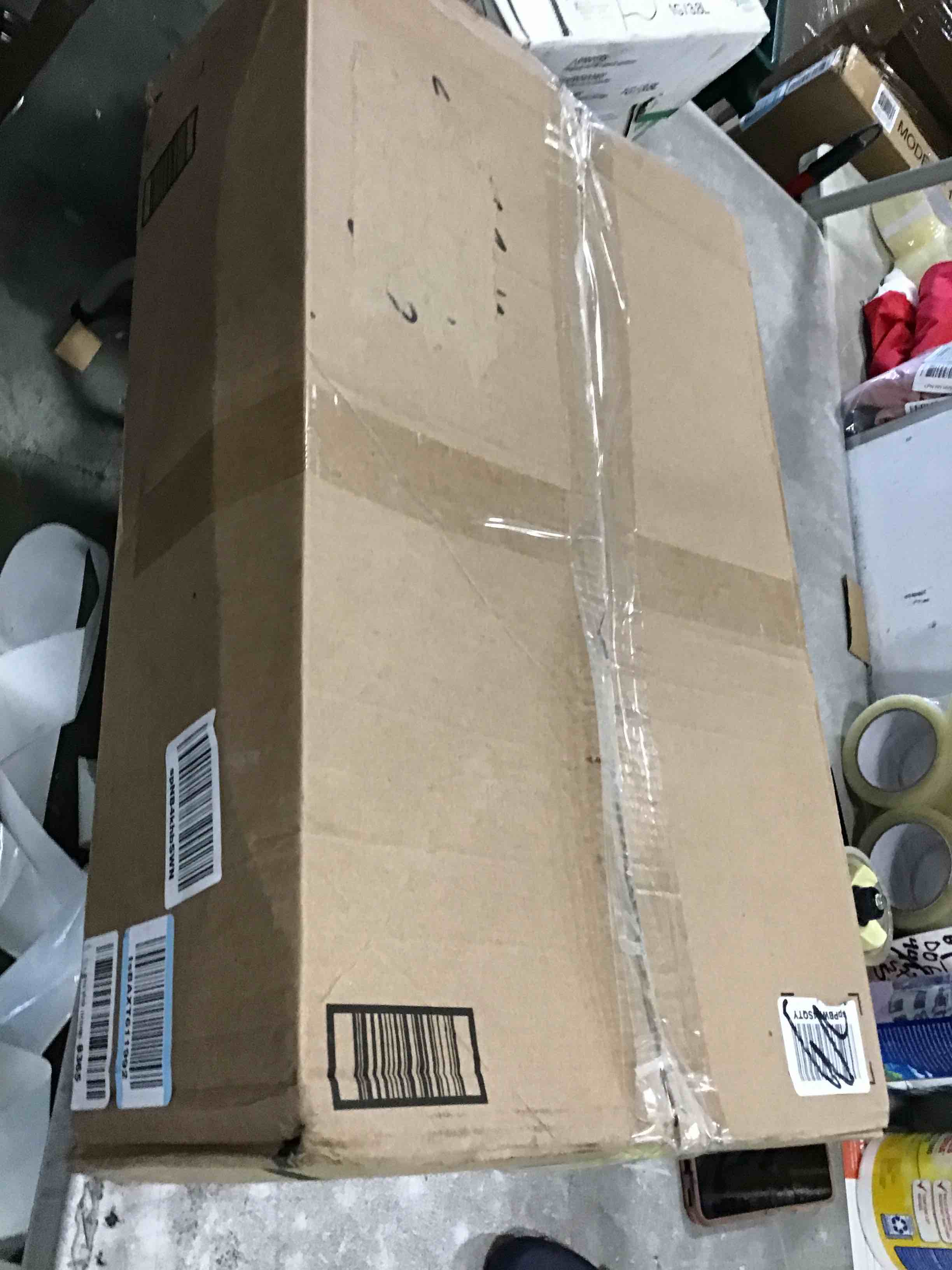 https://s3.amazonaws.com/lotting-images-prod/bidfta/YEL6608319_1718385444252.jpeg