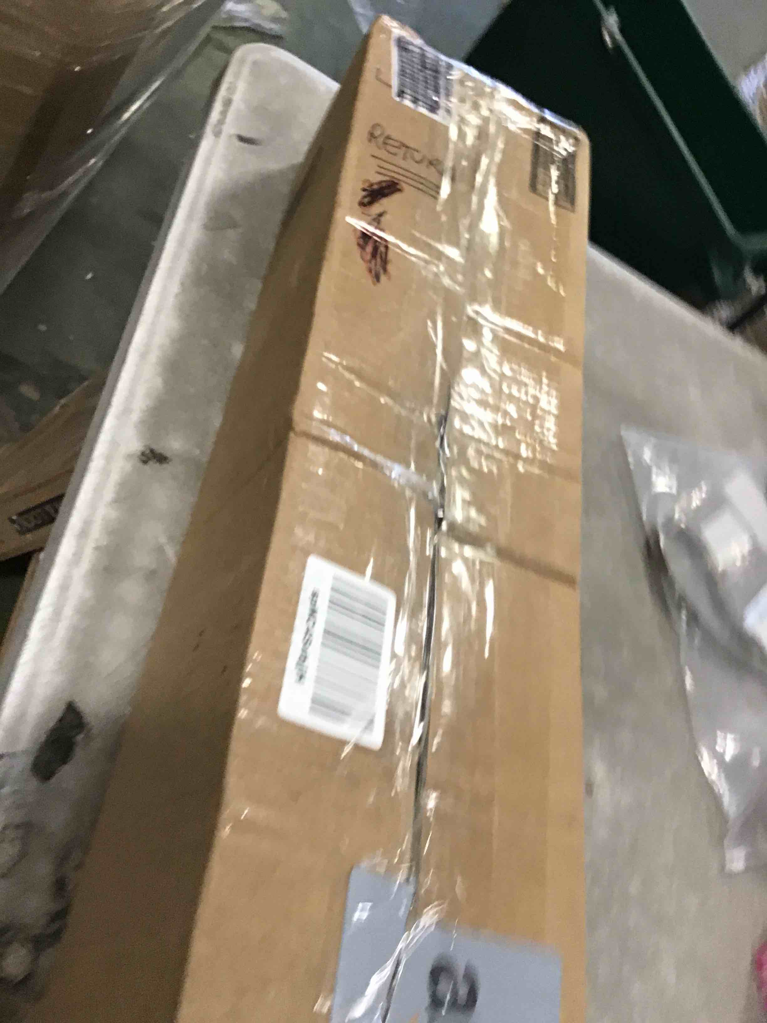 https://s3.amazonaws.com/lotting-images-prod/bidfta/YEL6608698_1718463105404.jpeg