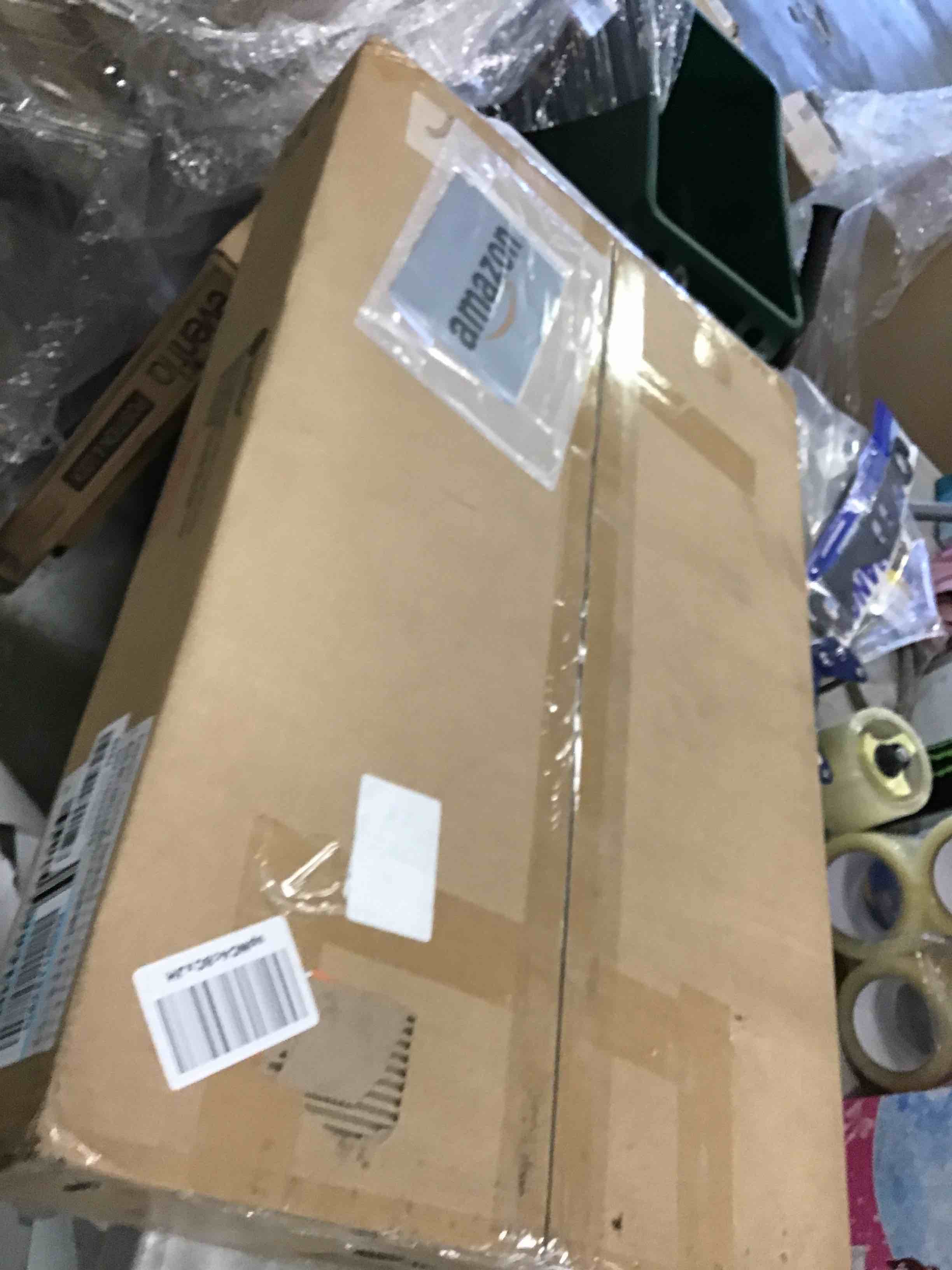 https://s3.amazonaws.com/lotting-images-prod/bidfta/YEL6608830_1718472017485.jpeg