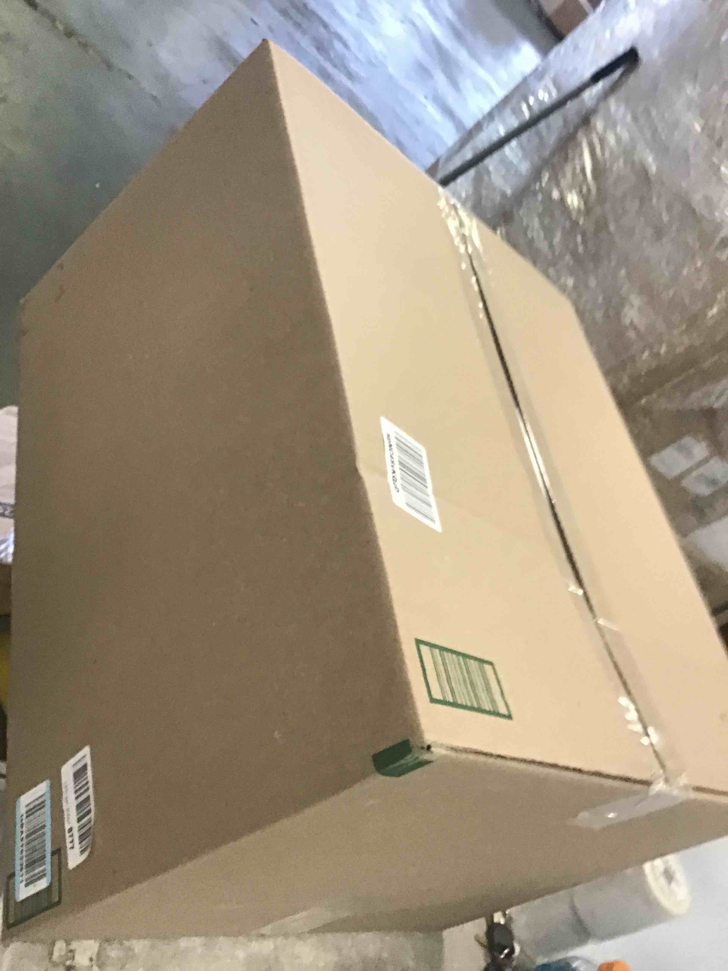 https://s3.amazonaws.com/lotting-images-prod/bidfta/YEL6609120_1718552957384.jpeg