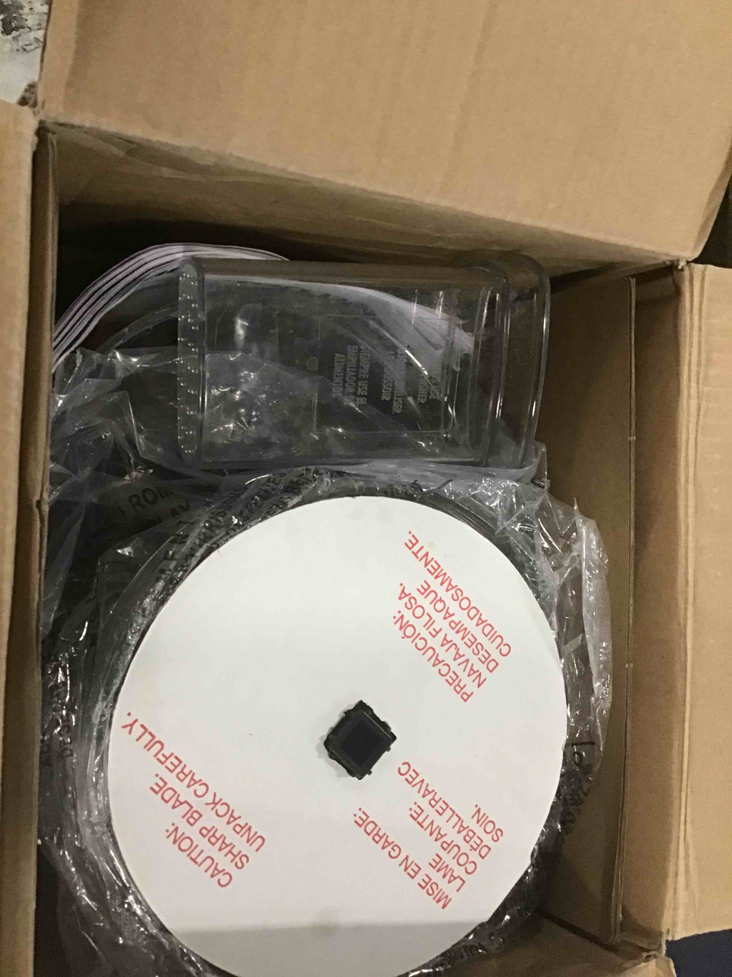 https://s3.amazonaws.com/lotting-images-prod/bidfta/YEL6609310_1718631536016.jpeg