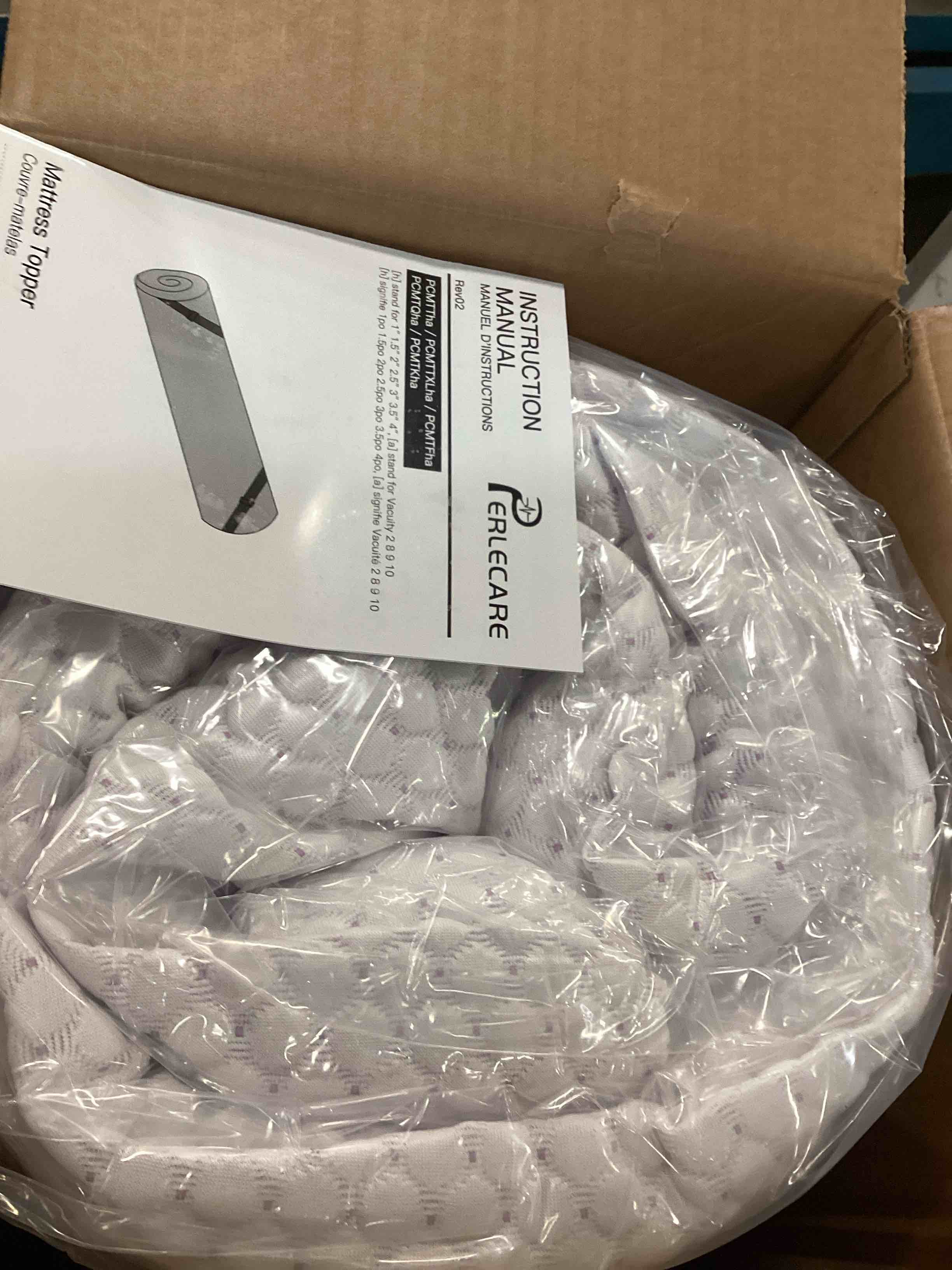 https://s3.amazonaws.com/lotting-images-prod/bidfta/YEL6609665_1718804297877.jpeg