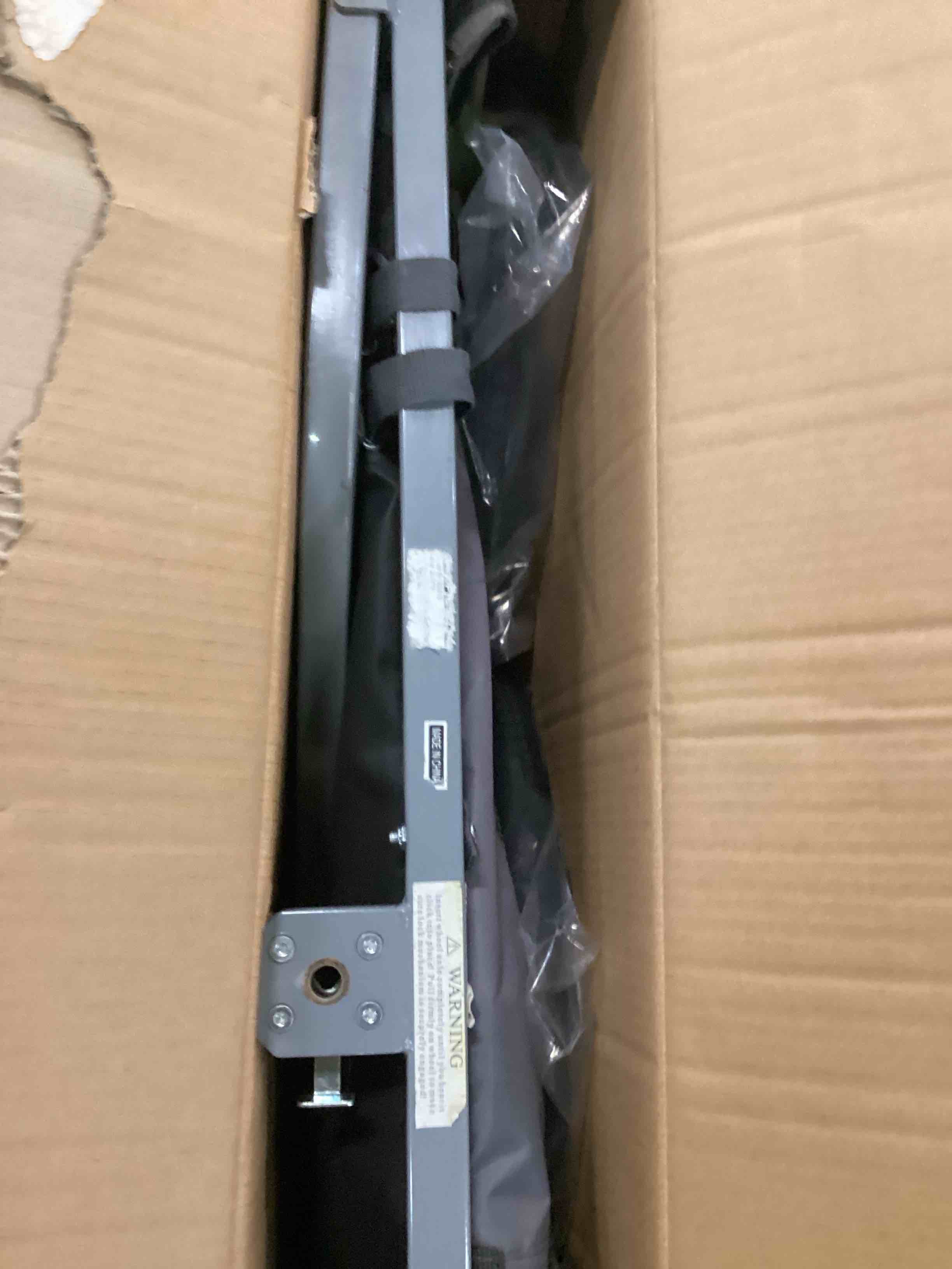 https://s3.amazonaws.com/lotting-images-prod/bidfta/YEL6609979_1718900509339.jpeg