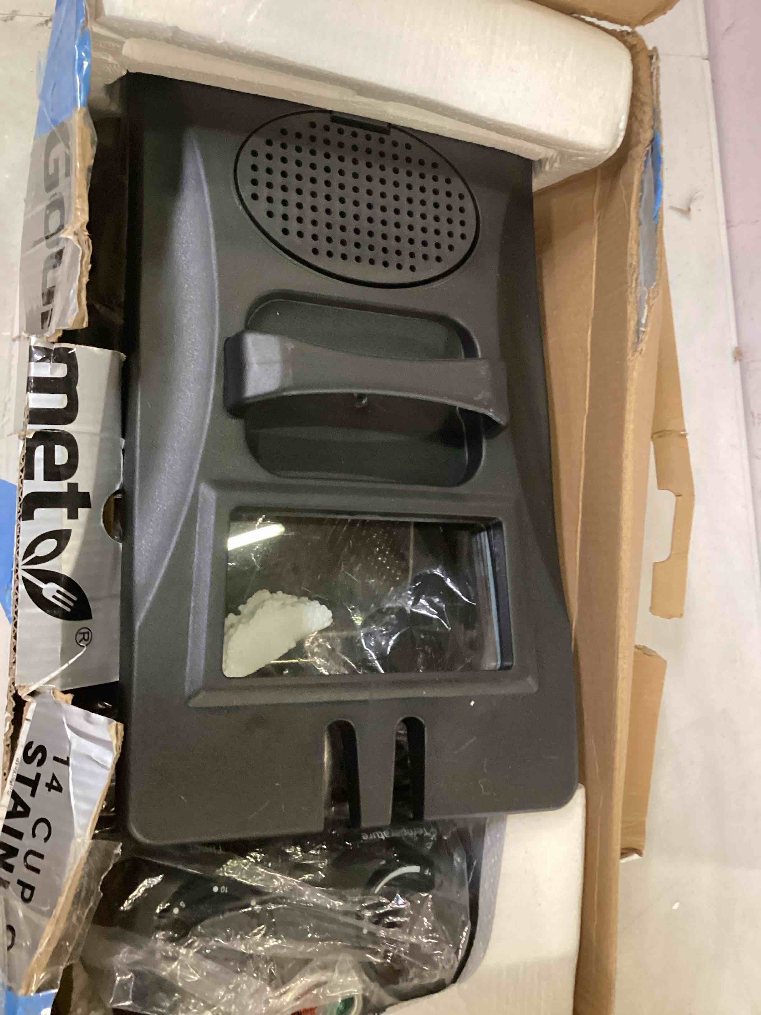 https://s3.amazonaws.com/lotting-images-prod/bidfta/YEL6610604_1719253803999.jpeg