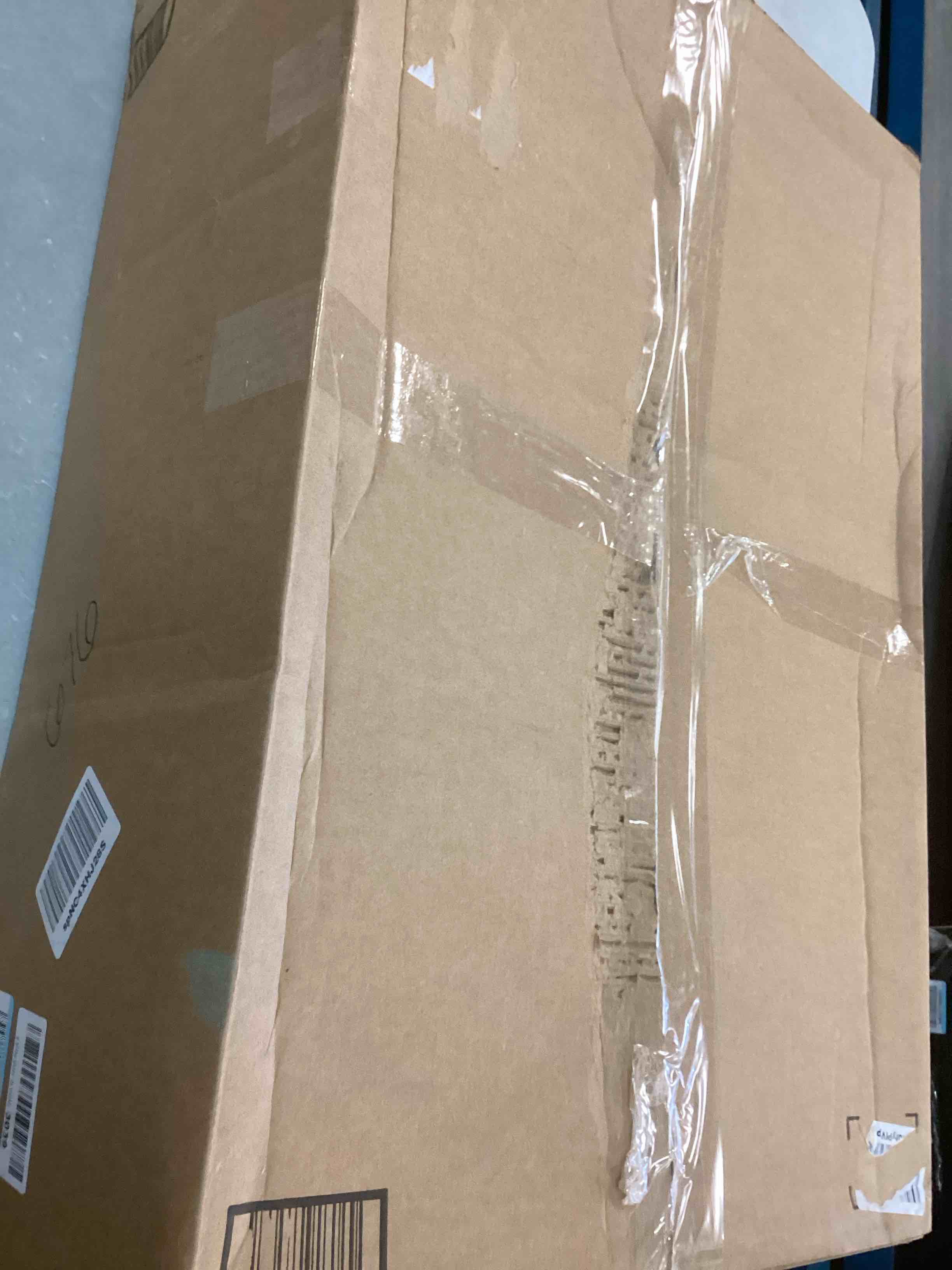 https://s3.amazonaws.com/lotting-images-prod/bidfta/YEL6612449_1718291845420.jpeg