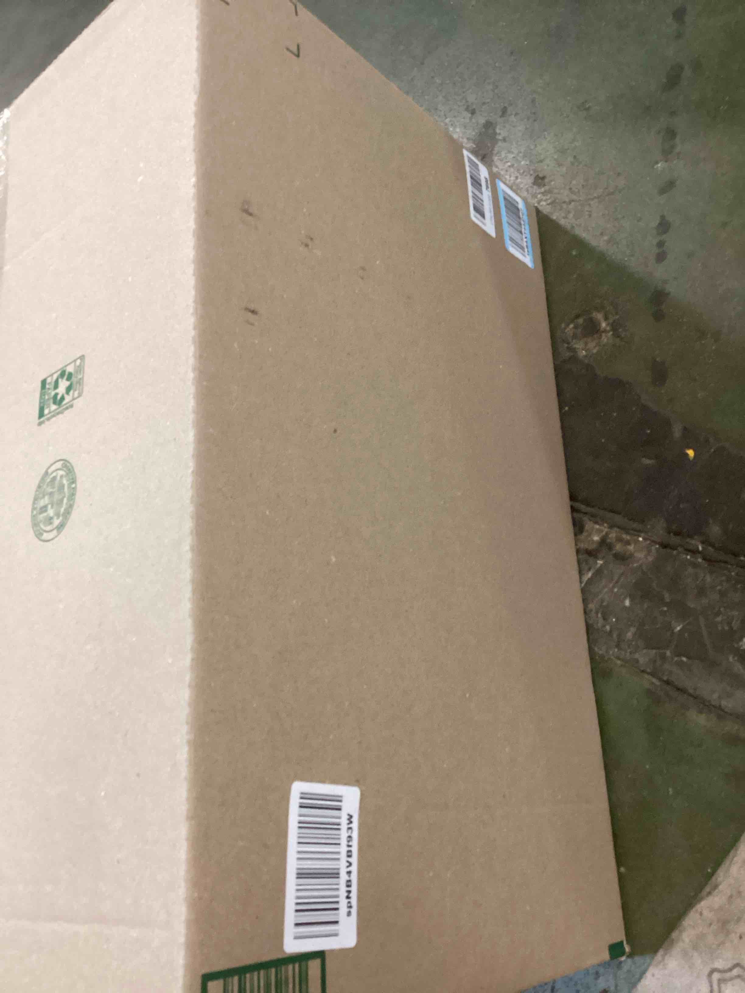 https://s3.amazonaws.com/lotting-images-prod/bidfta/YEL6612657_1718378093261.jpeg