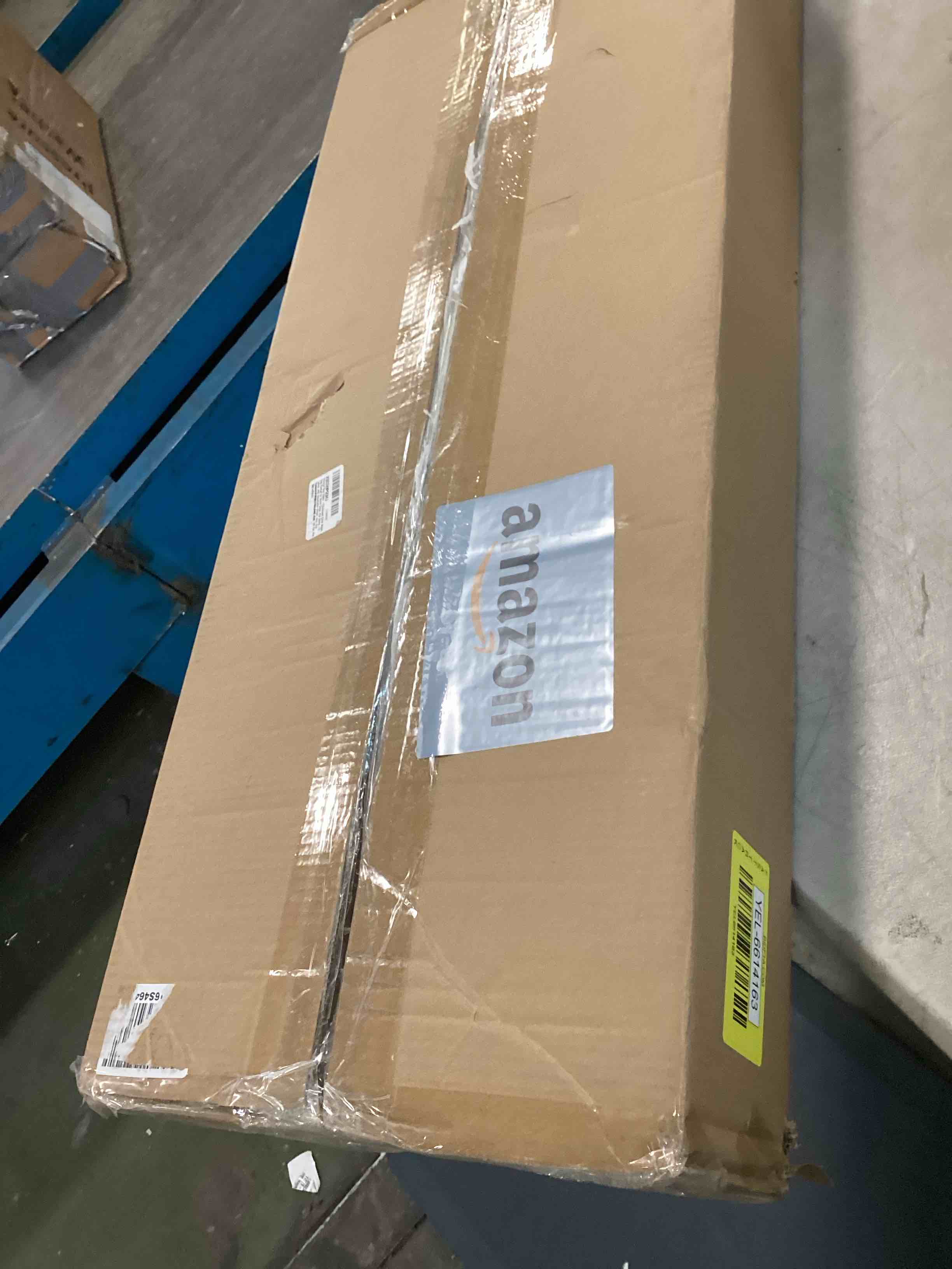 https://s3.amazonaws.com/lotting-images-prod/bidfta/YEL6614163_1718382216270.jpeg