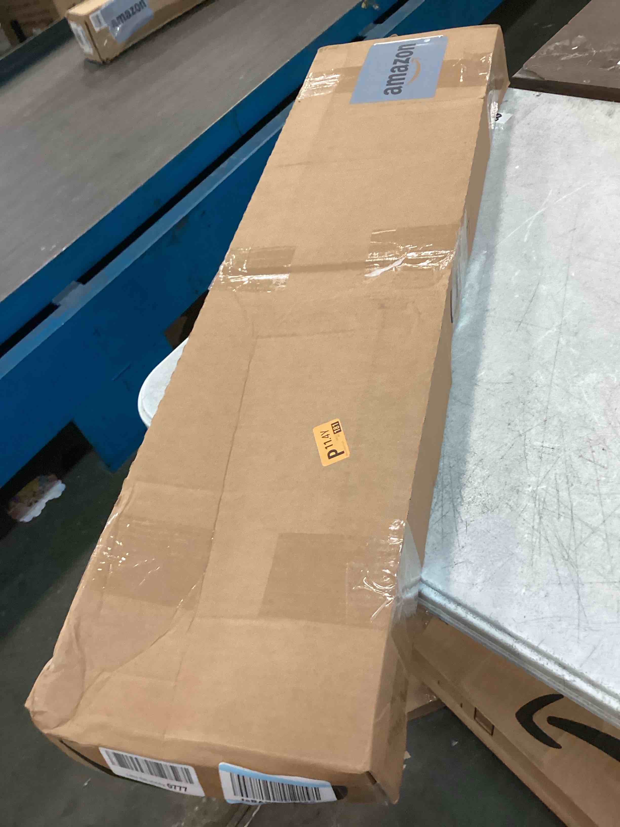 https://s3.amazonaws.com/lotting-images-prod/bidfta/YEL6614420_1718652381389.jpeg