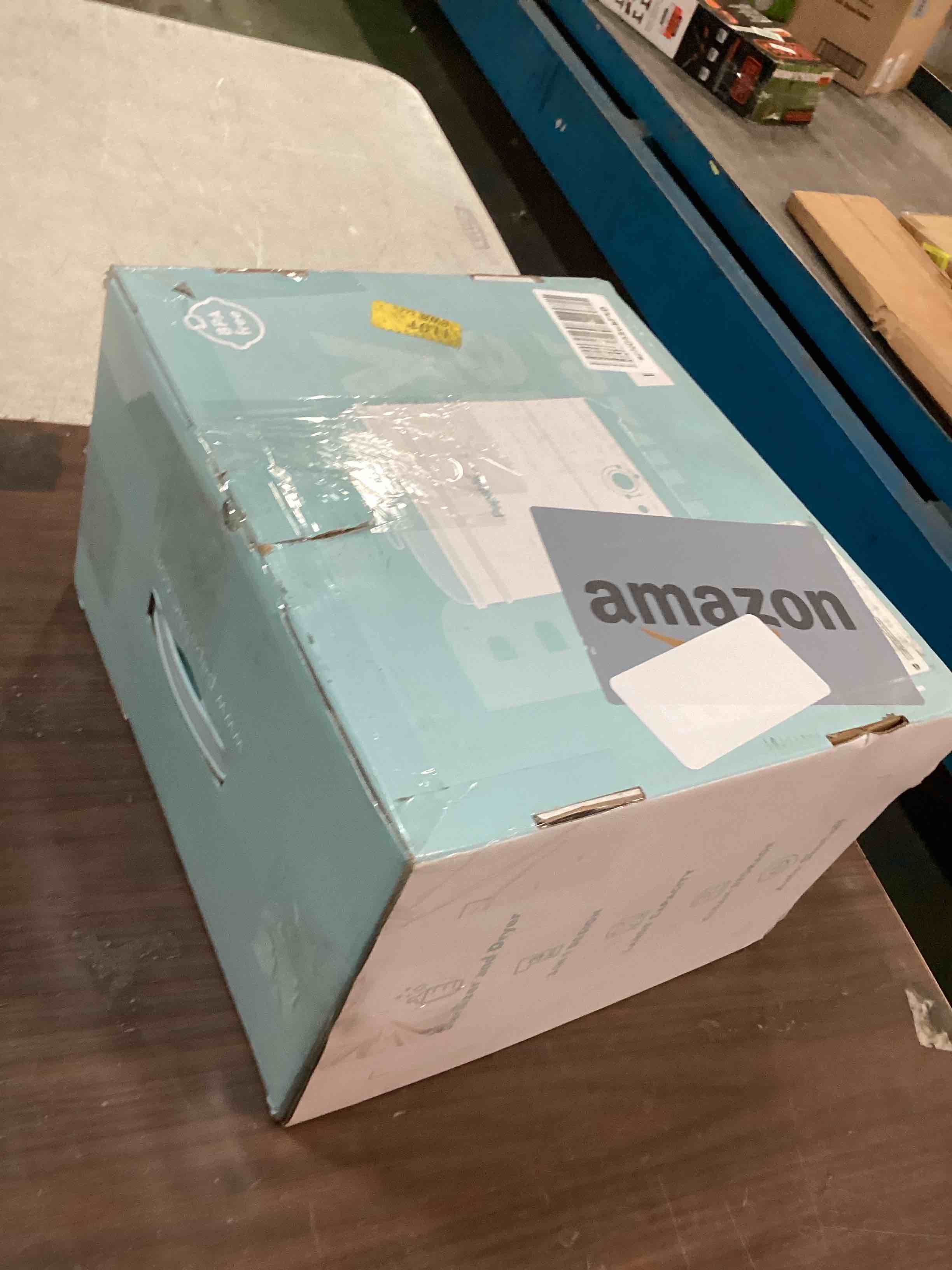 https://s3.amazonaws.com/lotting-images-prod/bidfta/YEL6614524_1718718342479.jpeg