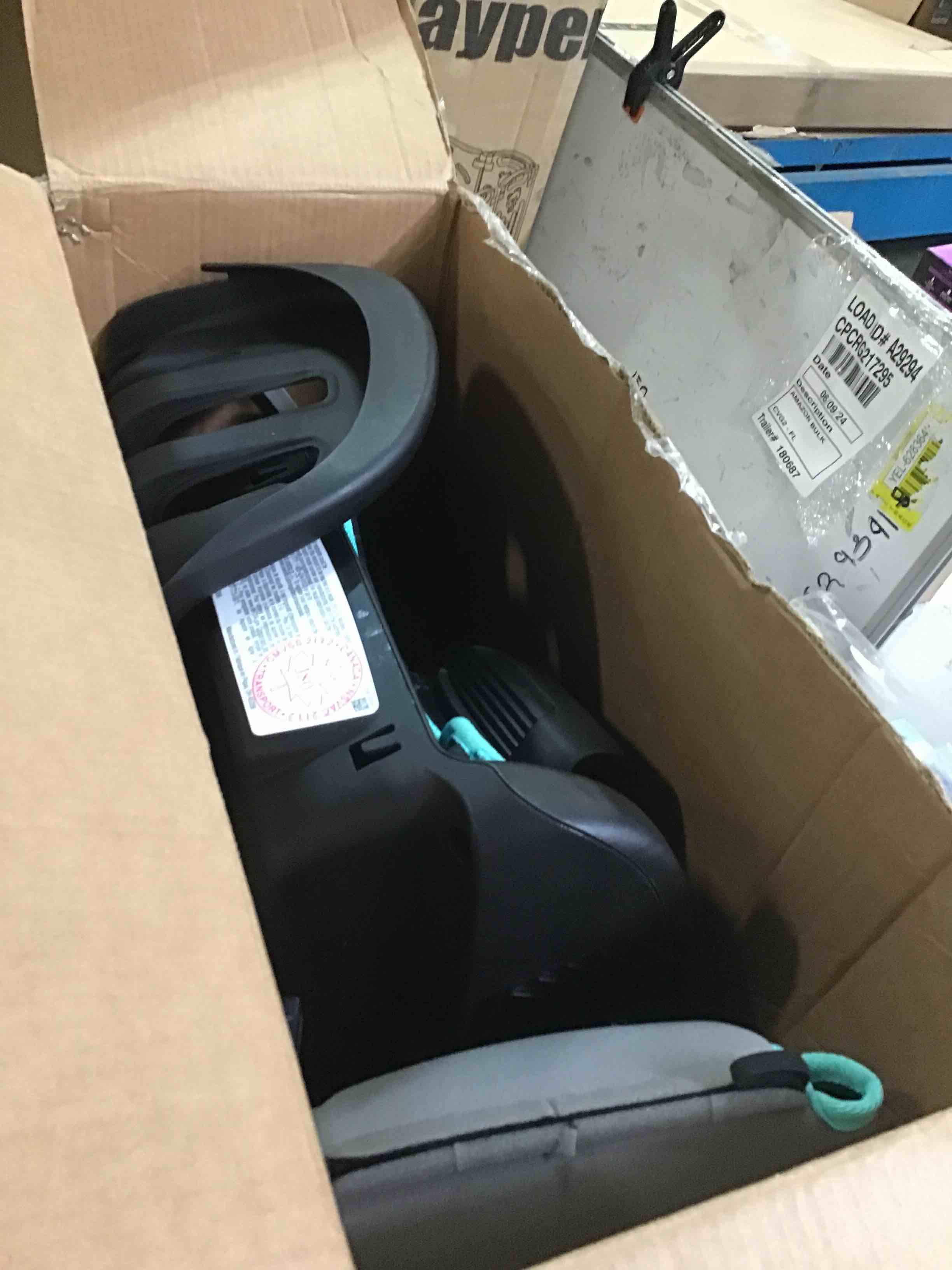 https://s3.amazonaws.com/lotting-images-prod/bidfta/YEL6615539_1718462941074.jpeg