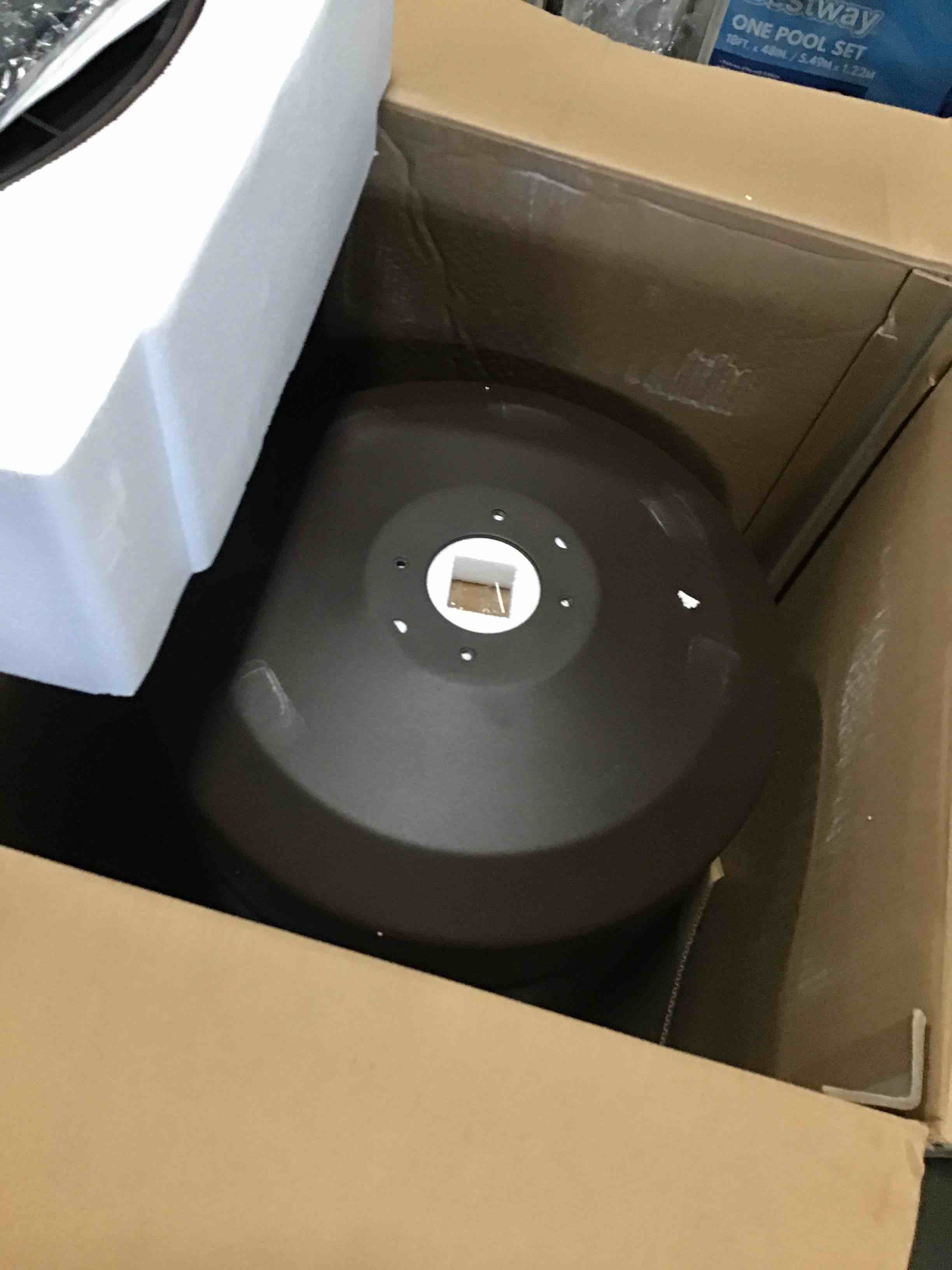 https://s3.amazonaws.com/lotting-images-prod/bidfta/YEL6615937_1718738150254.jpeg
