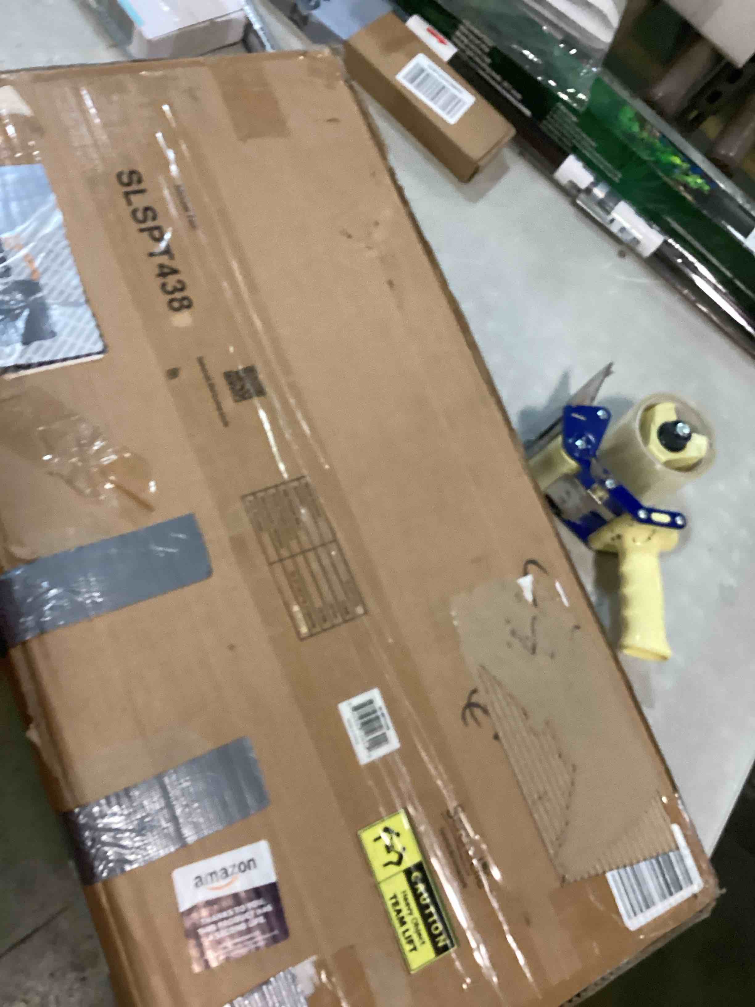 https://s3.amazonaws.com/lotting-images-prod/bidfta/YEL6617231_1718909802478.jpeg