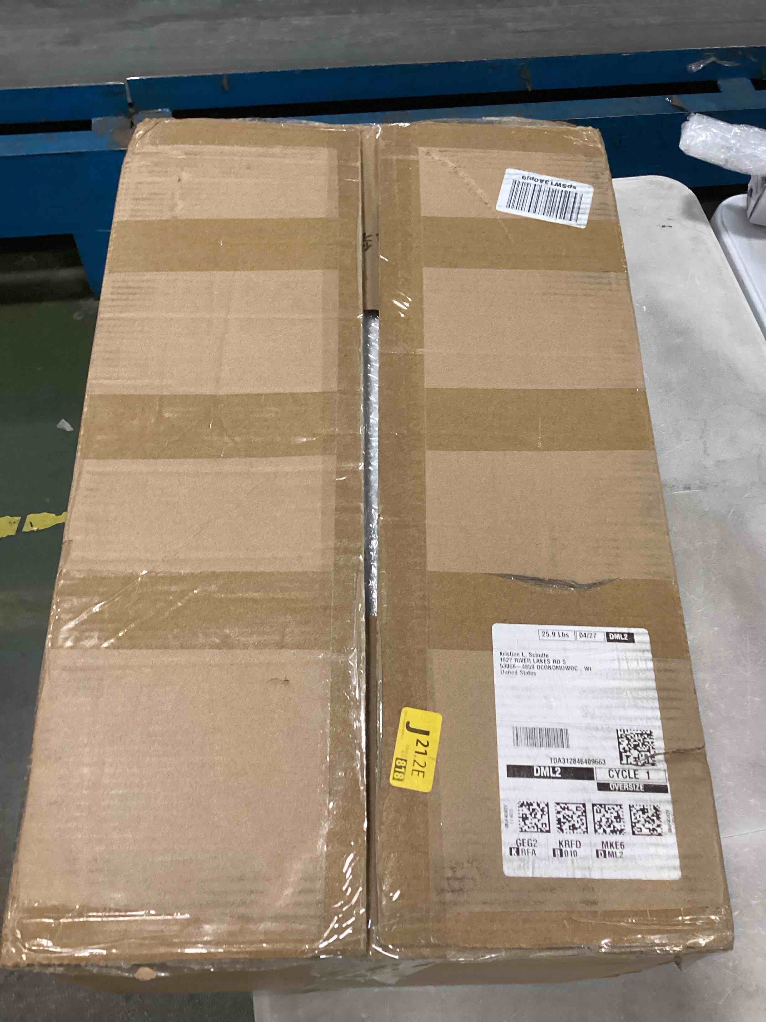 https://s3.amazonaws.com/lotting-images-prod/bidfta/YEL6617526_1719031480111.jpeg