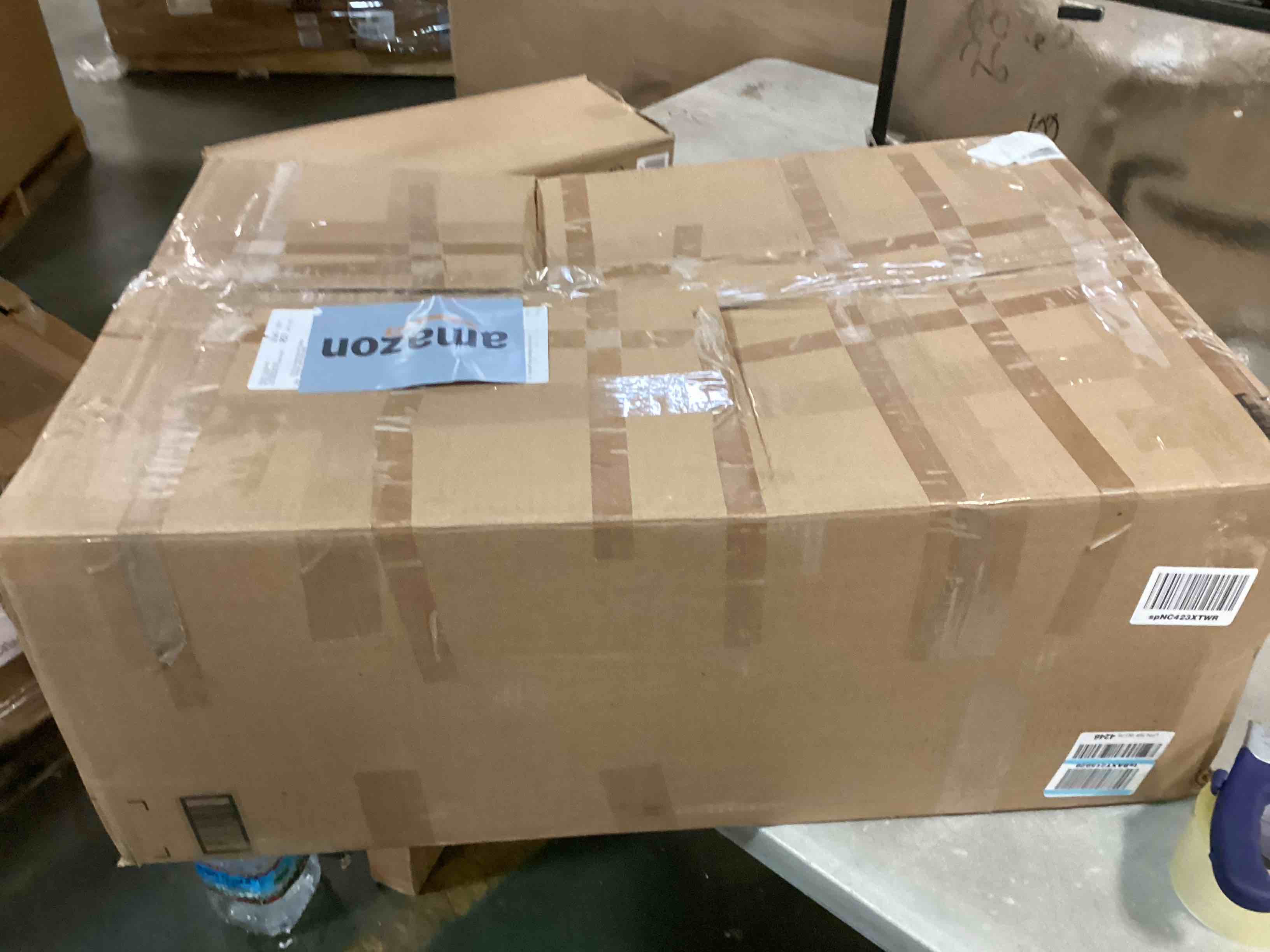 https://s3.amazonaws.com/lotting-images-prod/bidfta/YEL6618453_1718883099352.jpeg