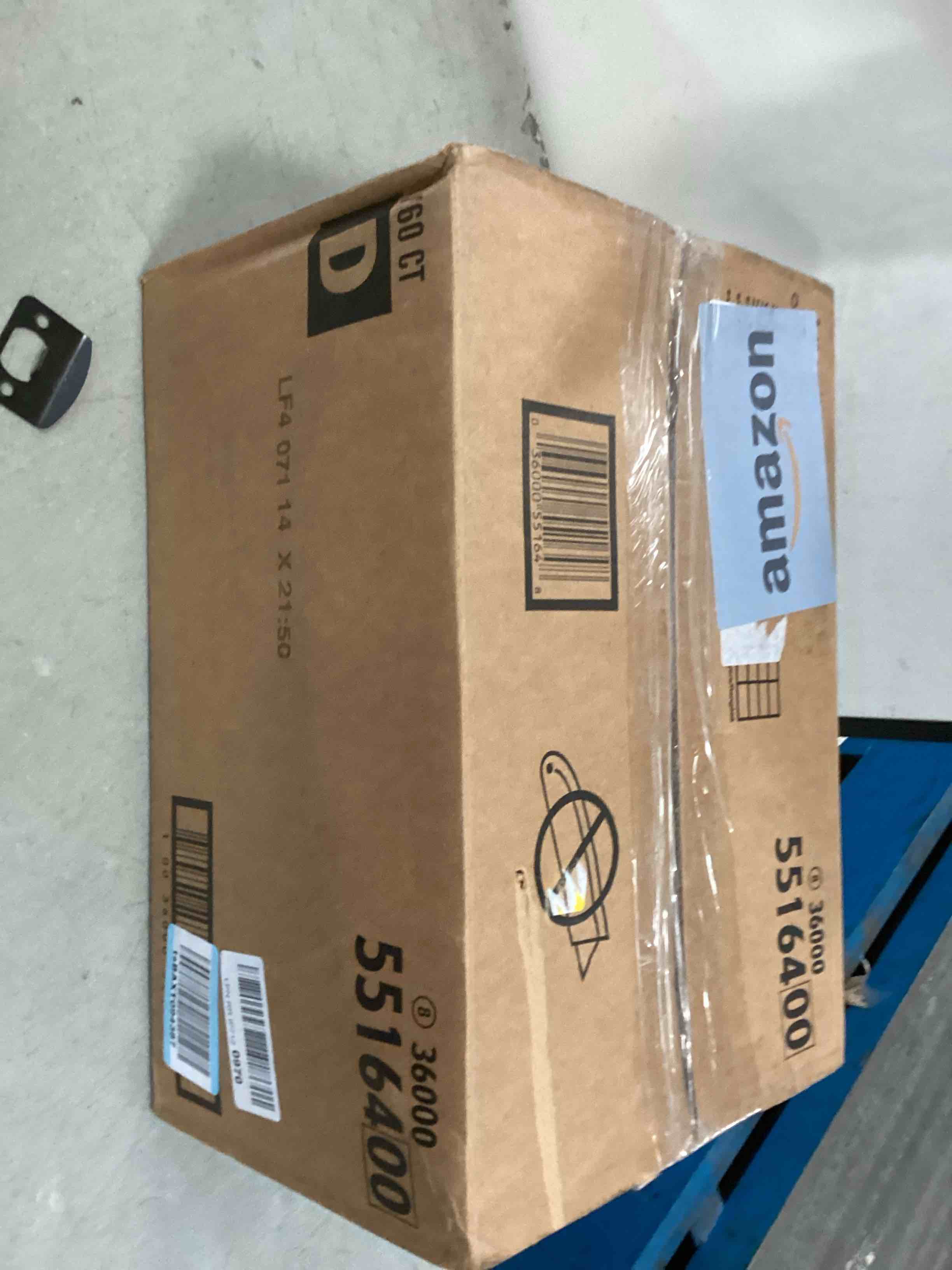 https://s3.amazonaws.com/lotting-images-prod/bidfta/YEL6618817_1718984232674.jpeg