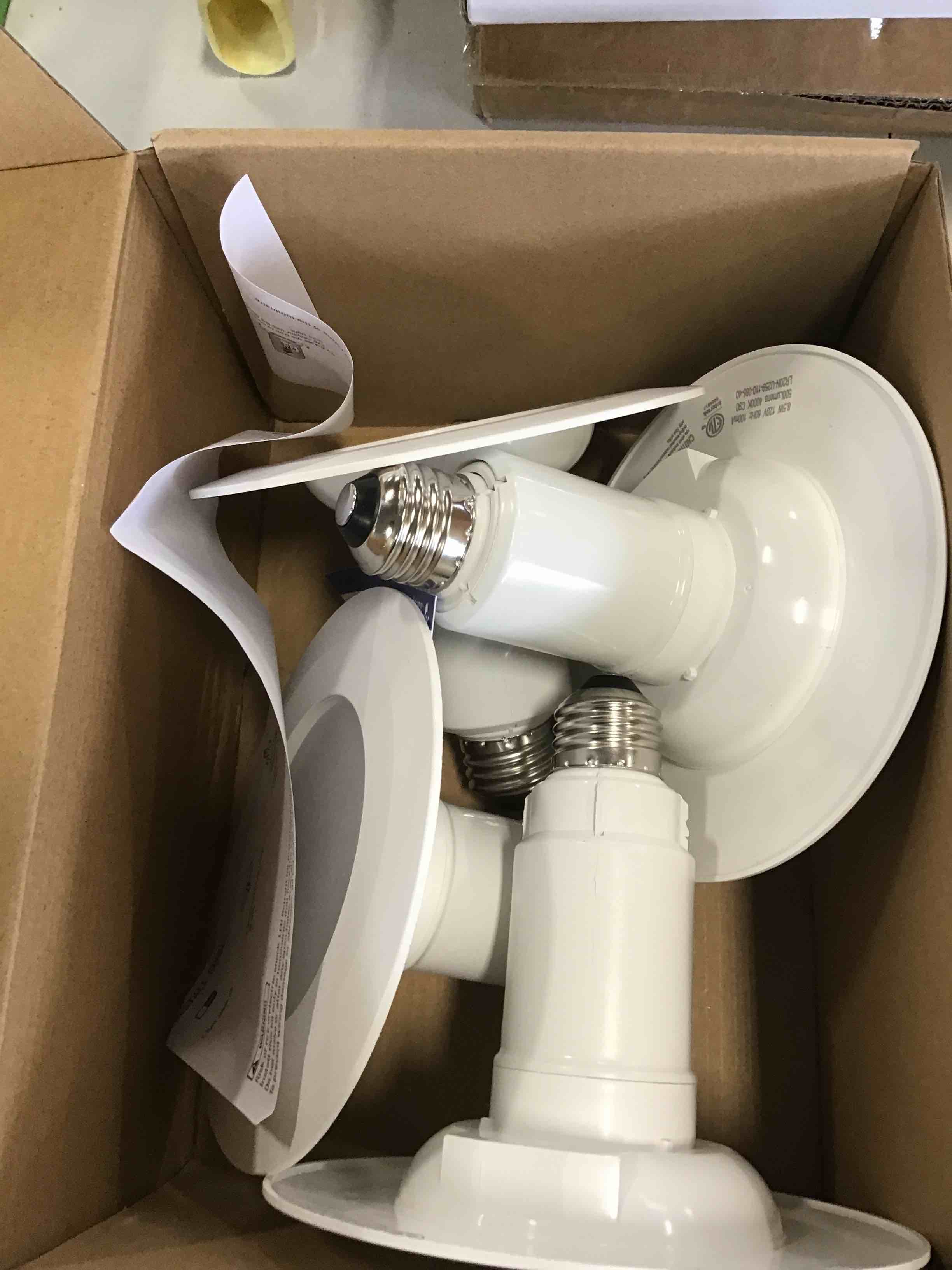 https://s3.amazonaws.com/lotting-images-prod/bidfta/YEL6619941_1715097057265.jpeg