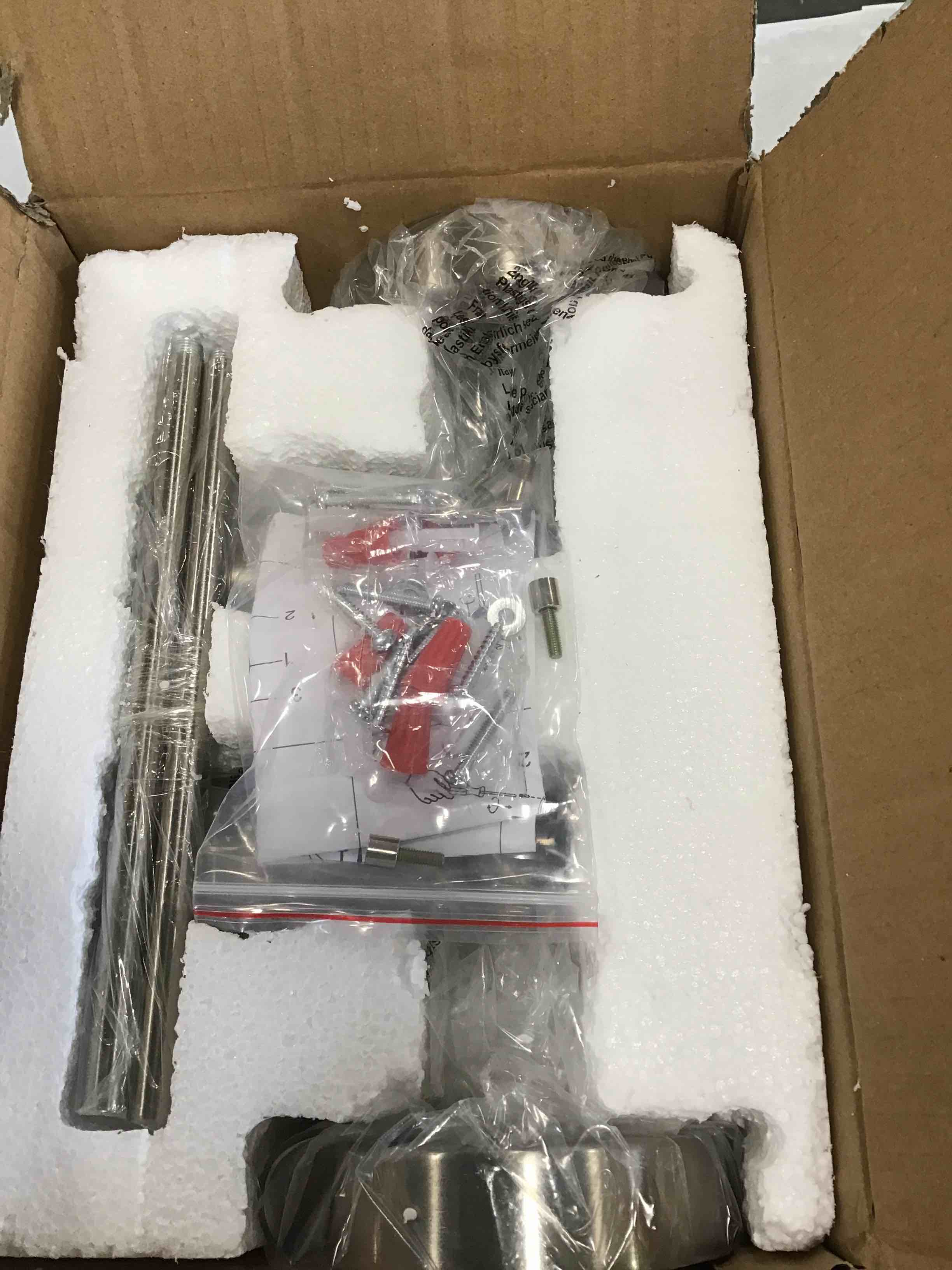 https://s3.amazonaws.com/lotting-images-prod/bidfta/YEL6620025_1715106280083.jpeg