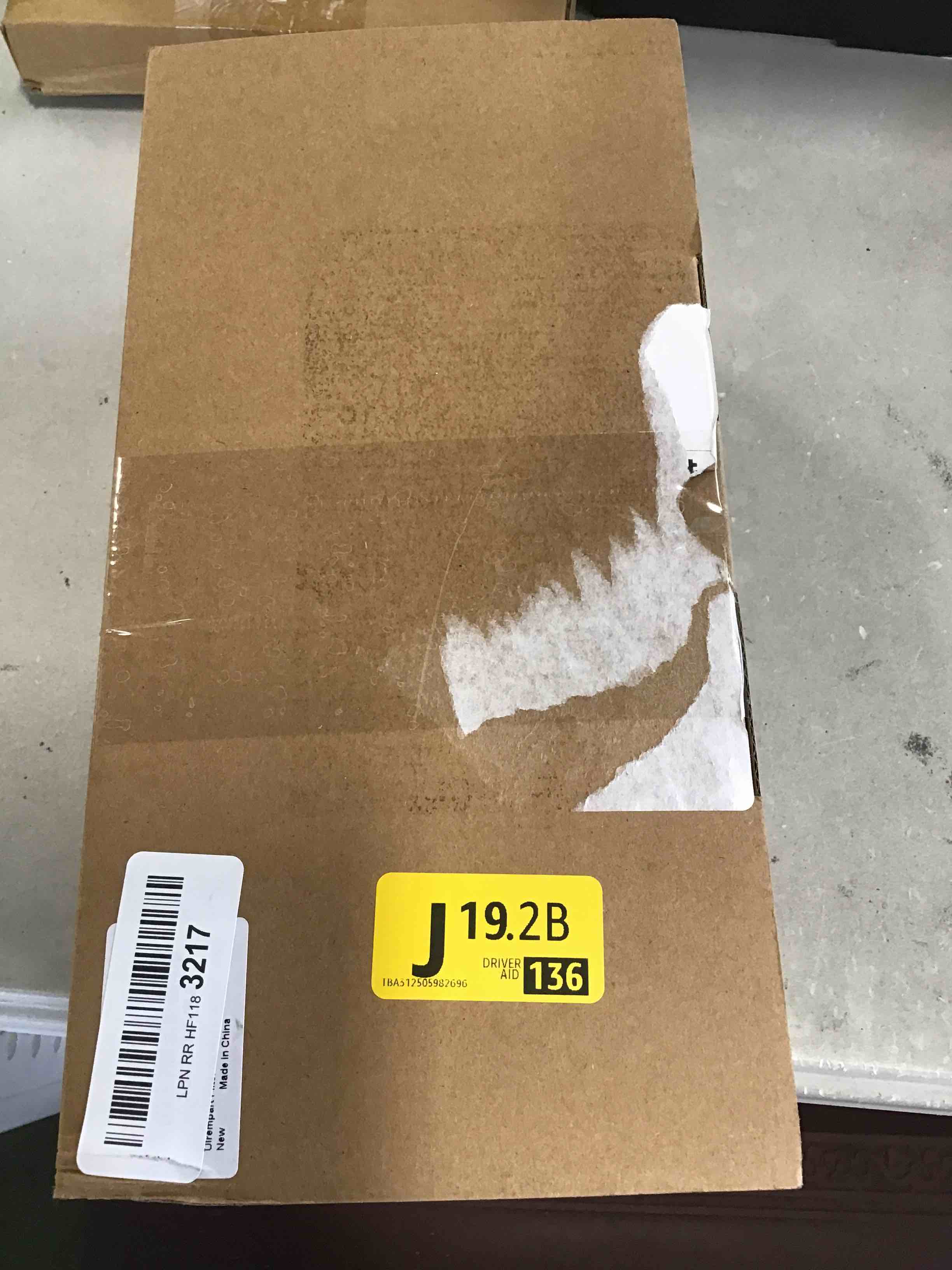 https://s3.amazonaws.com/lotting-images-prod/bidfta/YEL6620042_1715107761538.jpeg