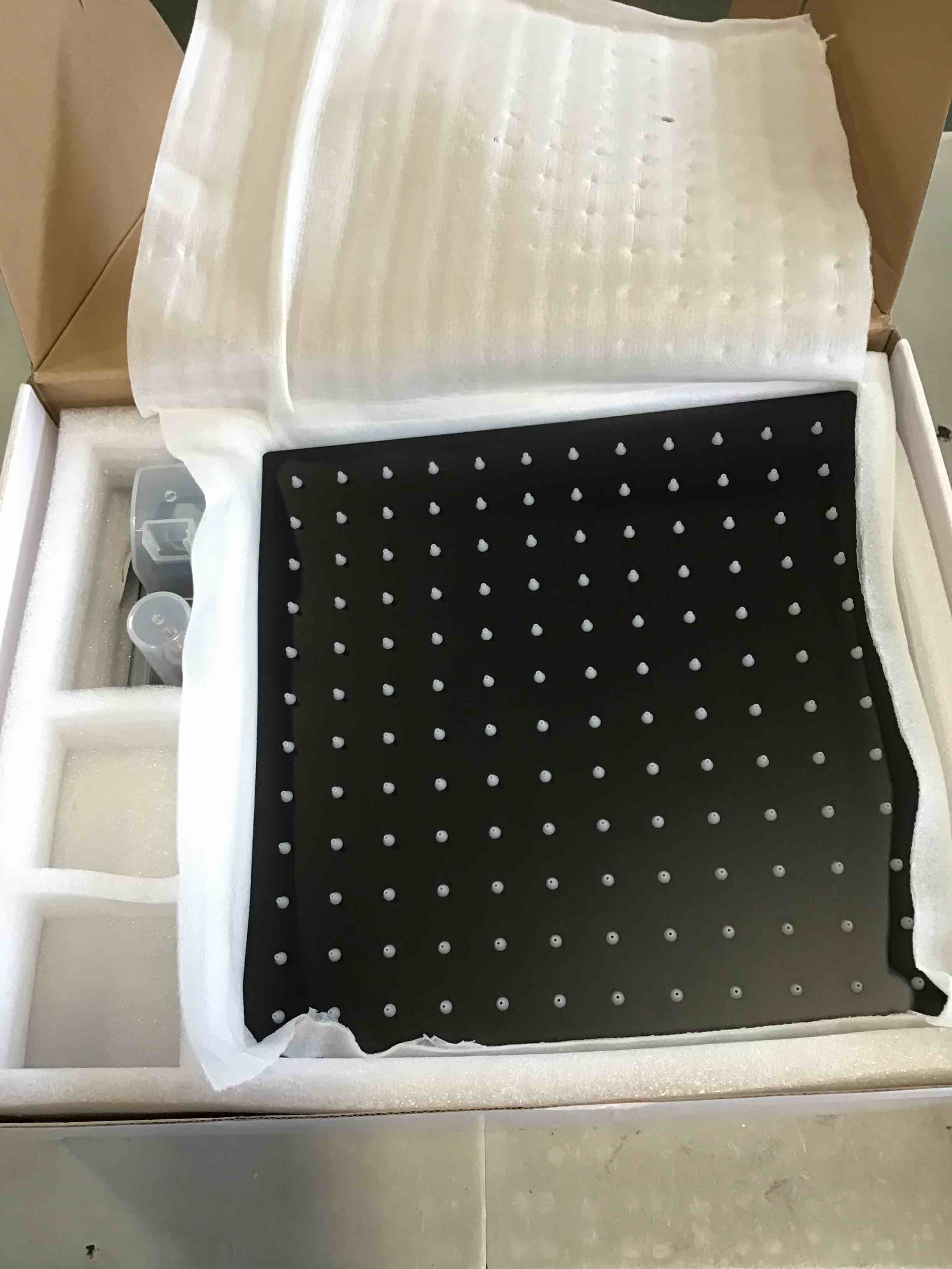 https://s3.amazonaws.com/lotting-images-prod/bidfta/YEL6620072_1715109866174.jpeg