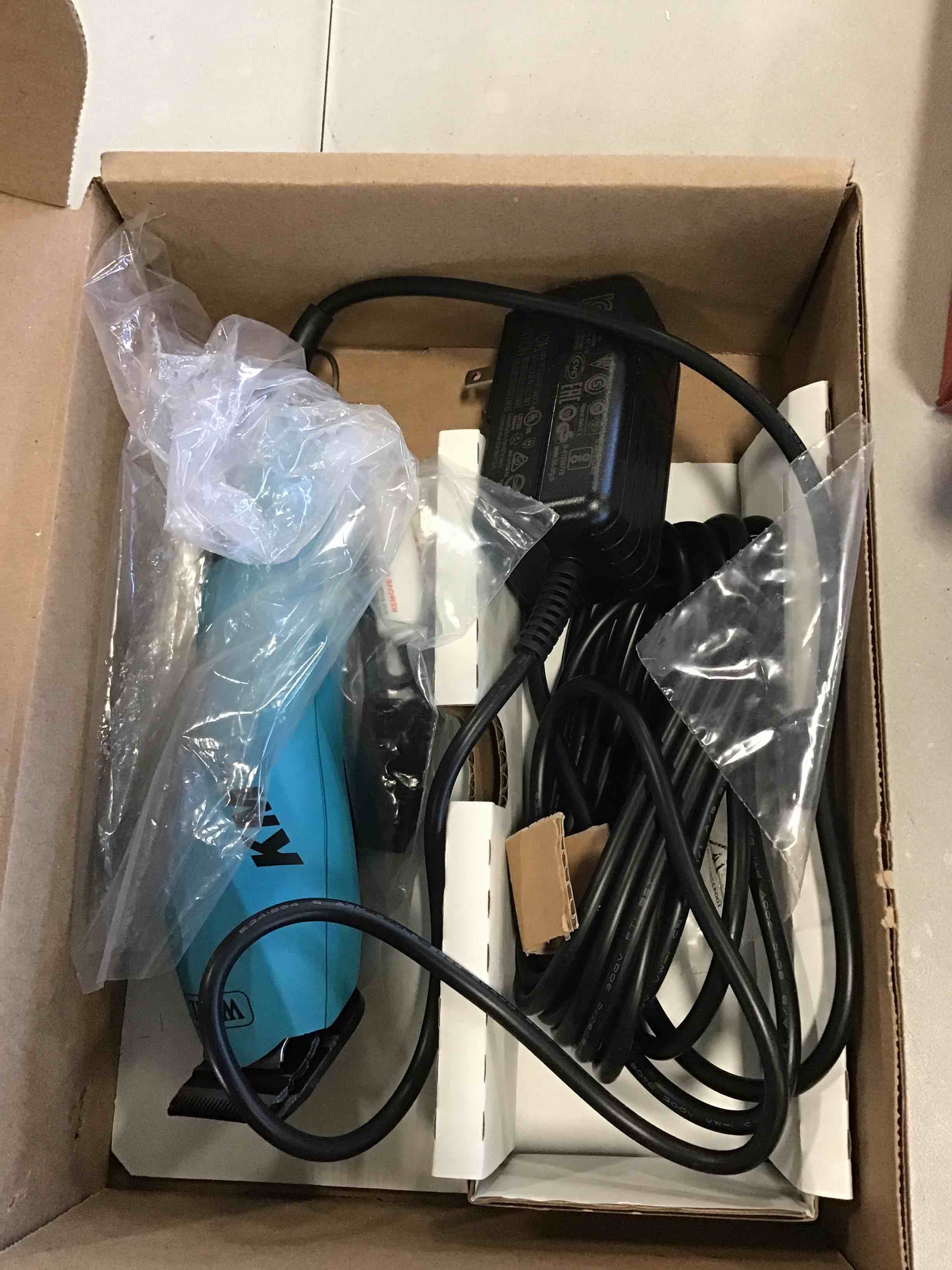 https://s3.amazonaws.com/lotting-images-prod/bidfta/YEL6620315_1715182816009.jpeg