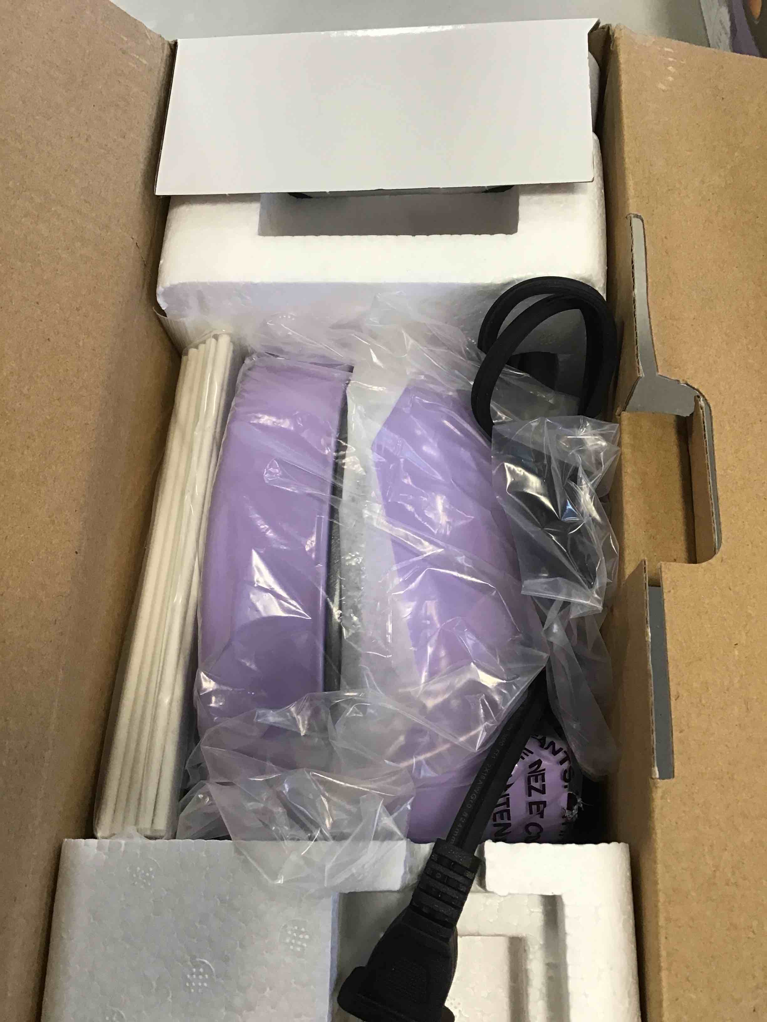https://s3.amazonaws.com/lotting-images-prod/bidfta/YEL6620363_1715190097730.jpeg