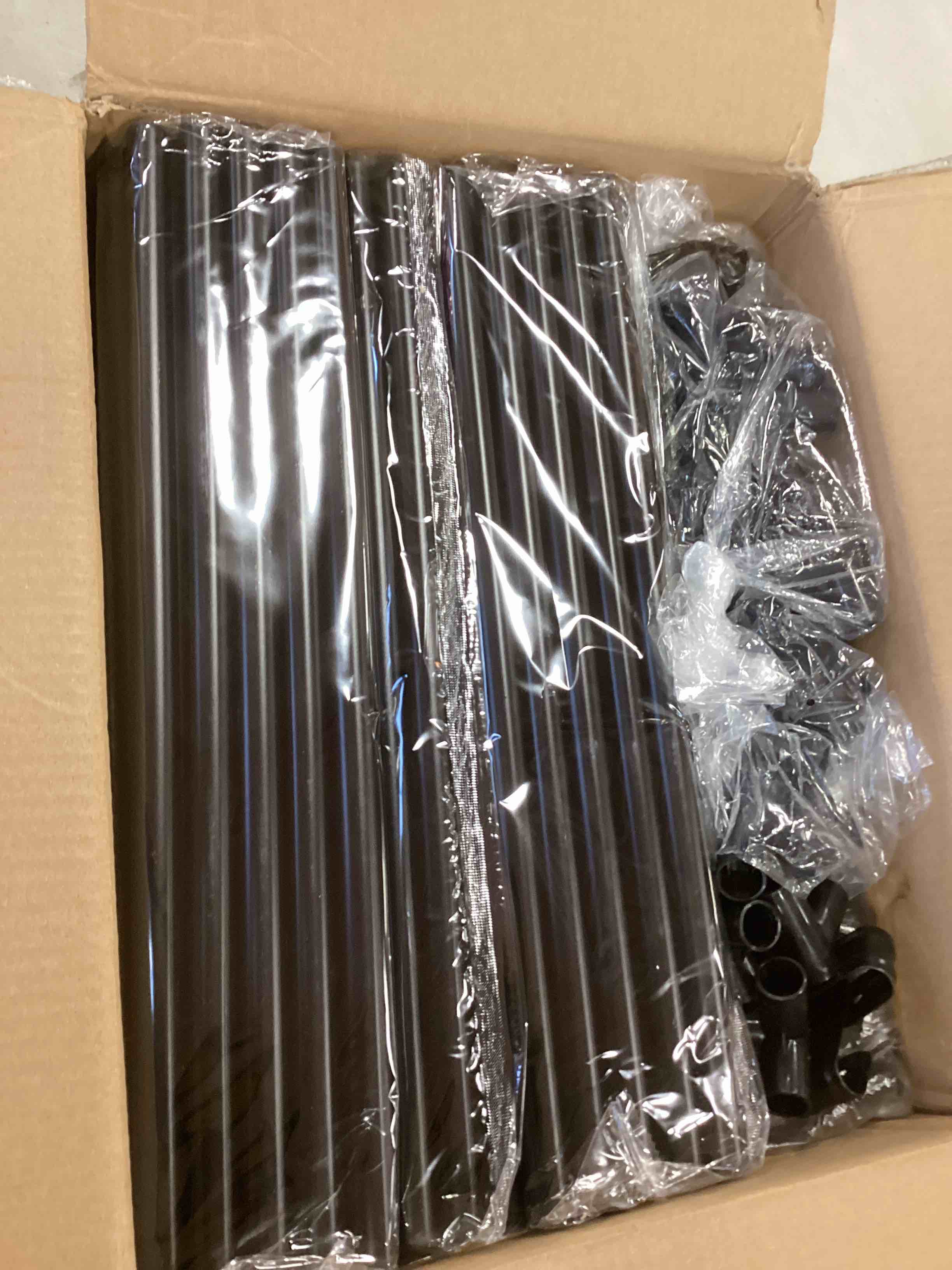 https://s3.amazonaws.com/lotting-images-prod/bidfta/YEL6621567_1715598783435.jpeg