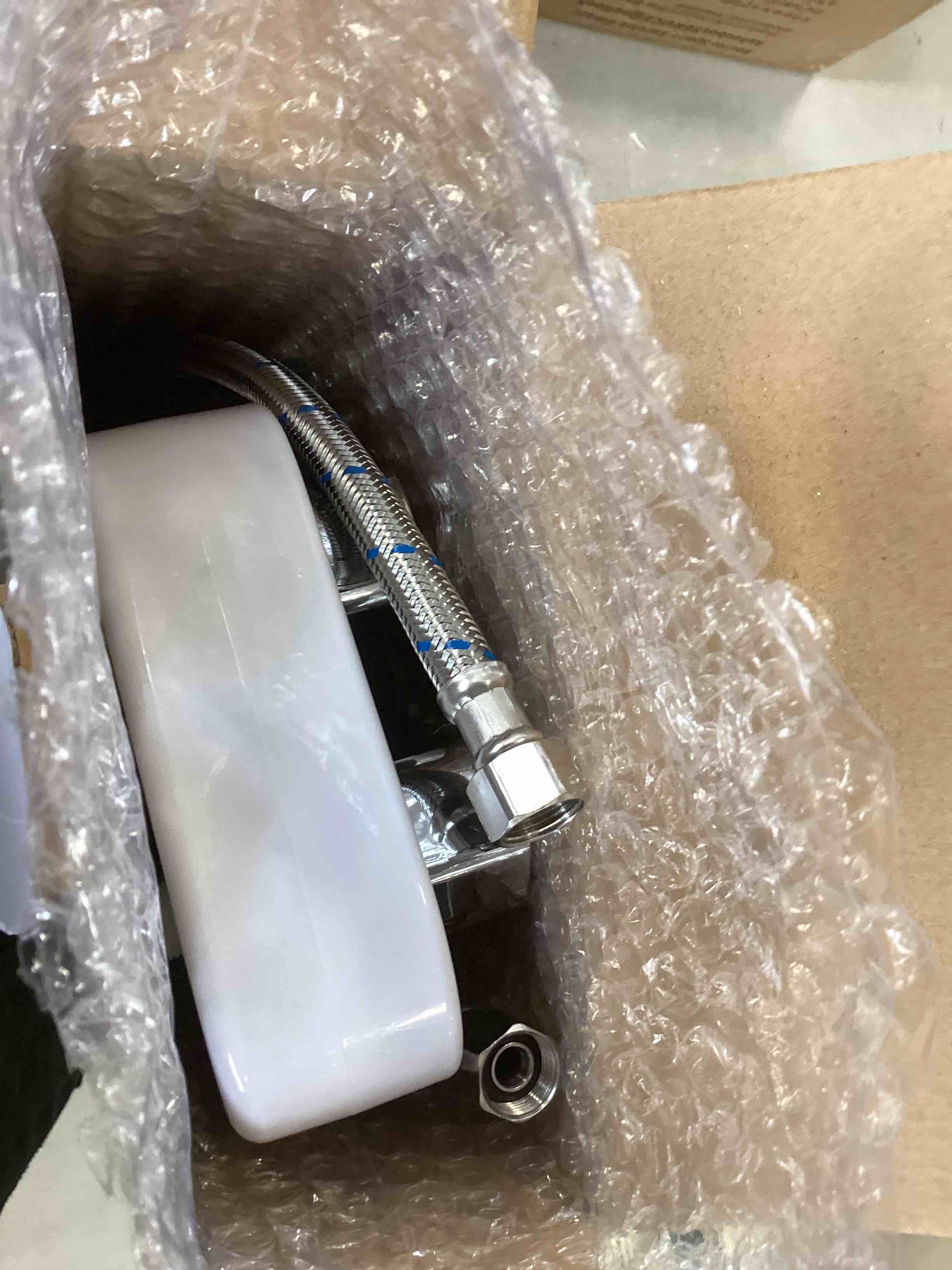 https://s3.amazonaws.com/lotting-images-prod/bidfta/YEL6622353_1715798519368.jpeg
