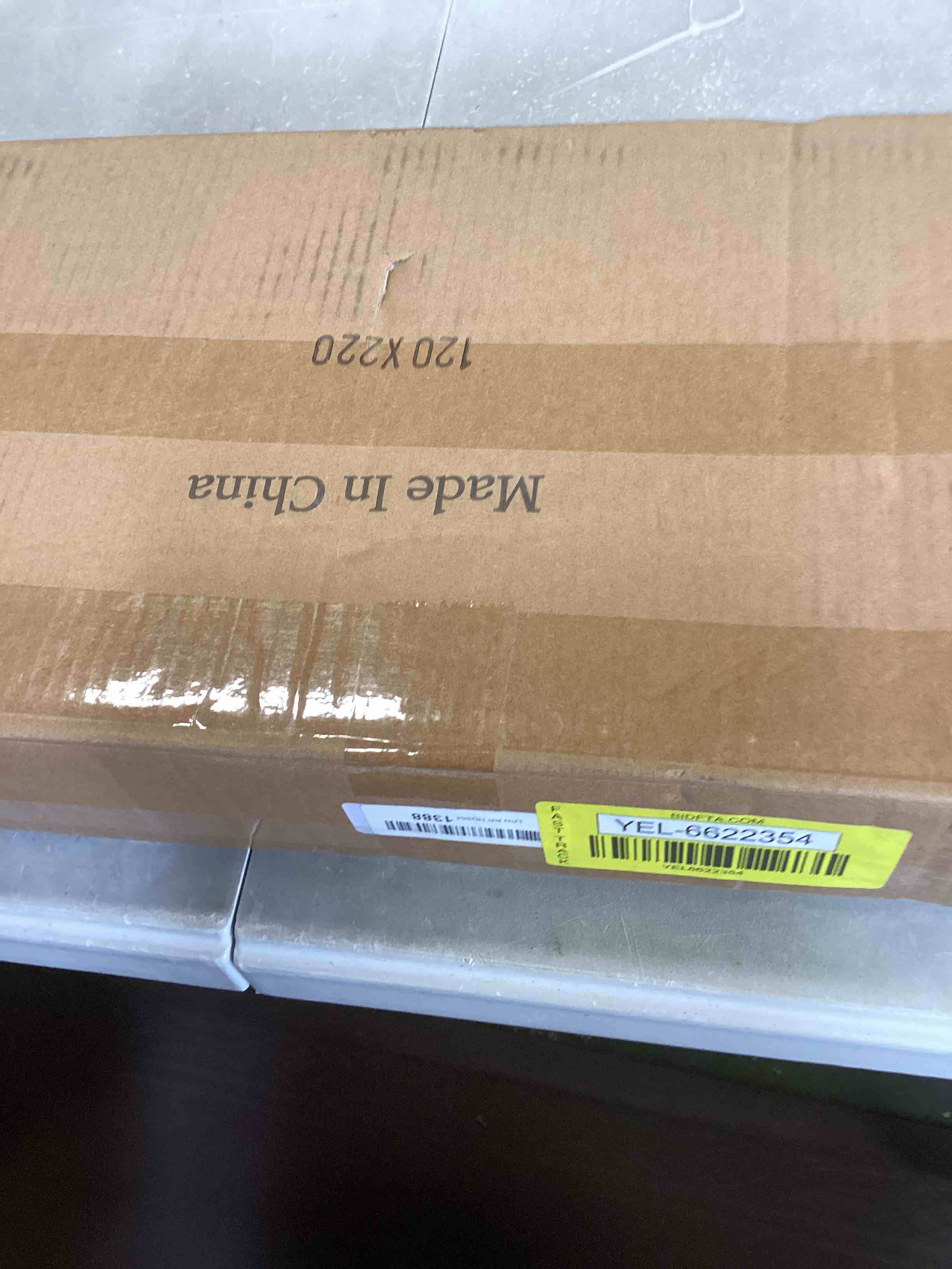 https://s3.amazonaws.com/lotting-images-prod/bidfta/YEL6622354_1715798595485.jpeg