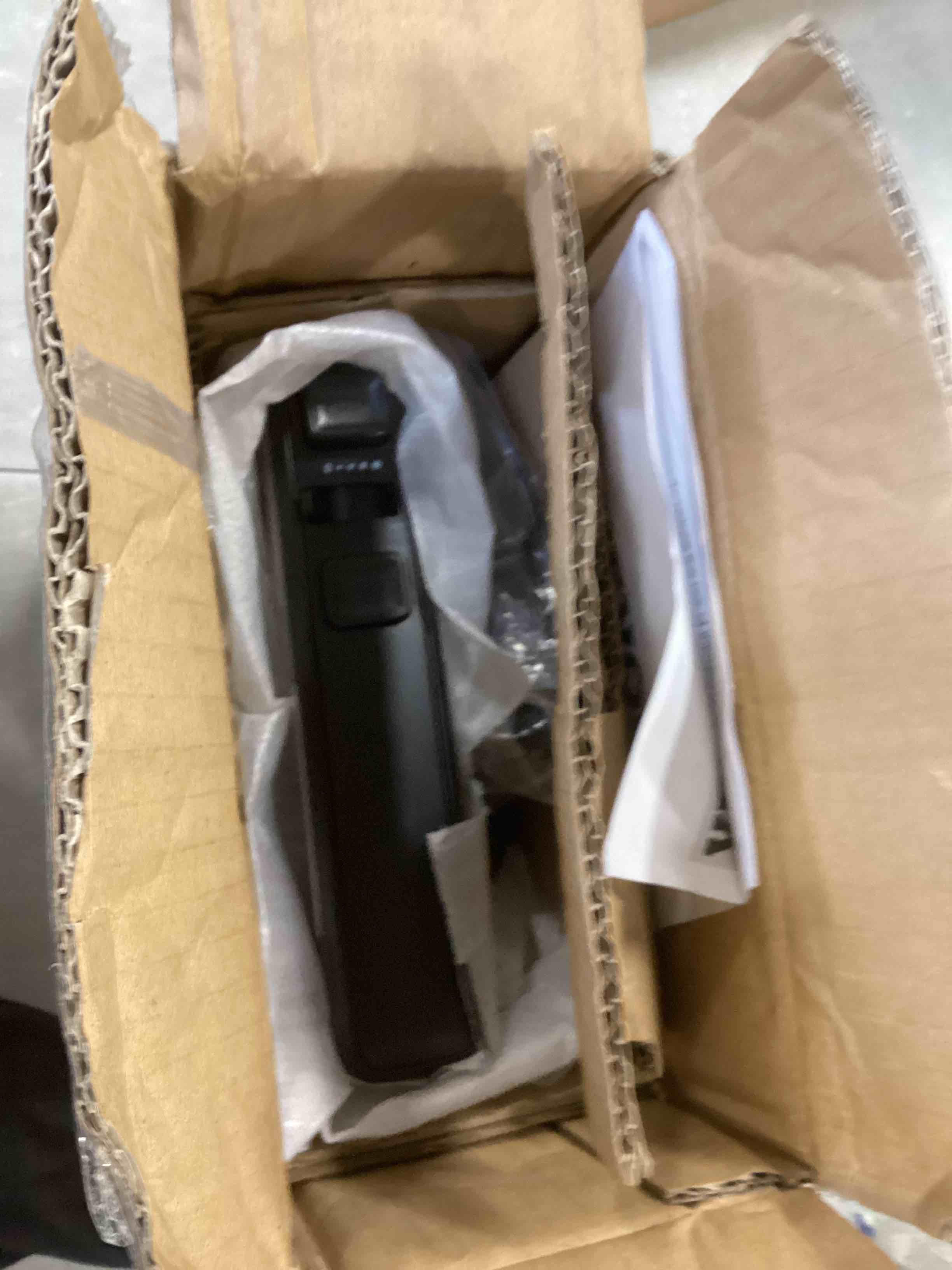 https://s3.amazonaws.com/lotting-images-prod/bidfta/YEL6622364_1715799358918.jpeg