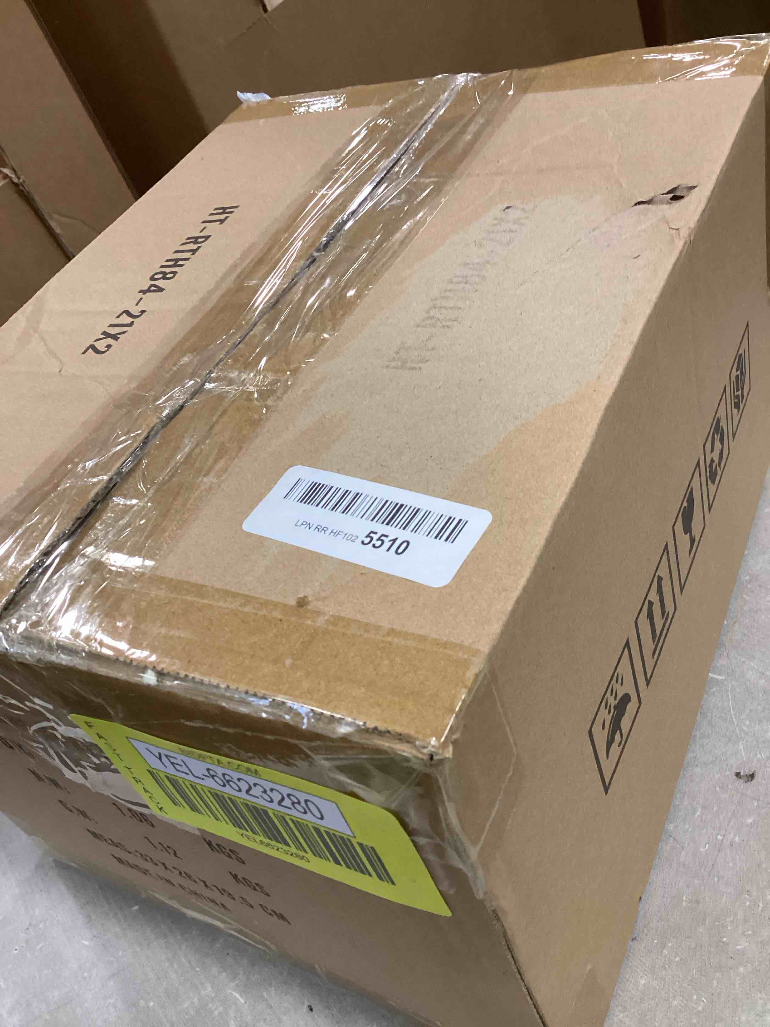 https://s3.amazonaws.com/lotting-images-prod/bidfta/YEL6623280_1715711238618.jpeg