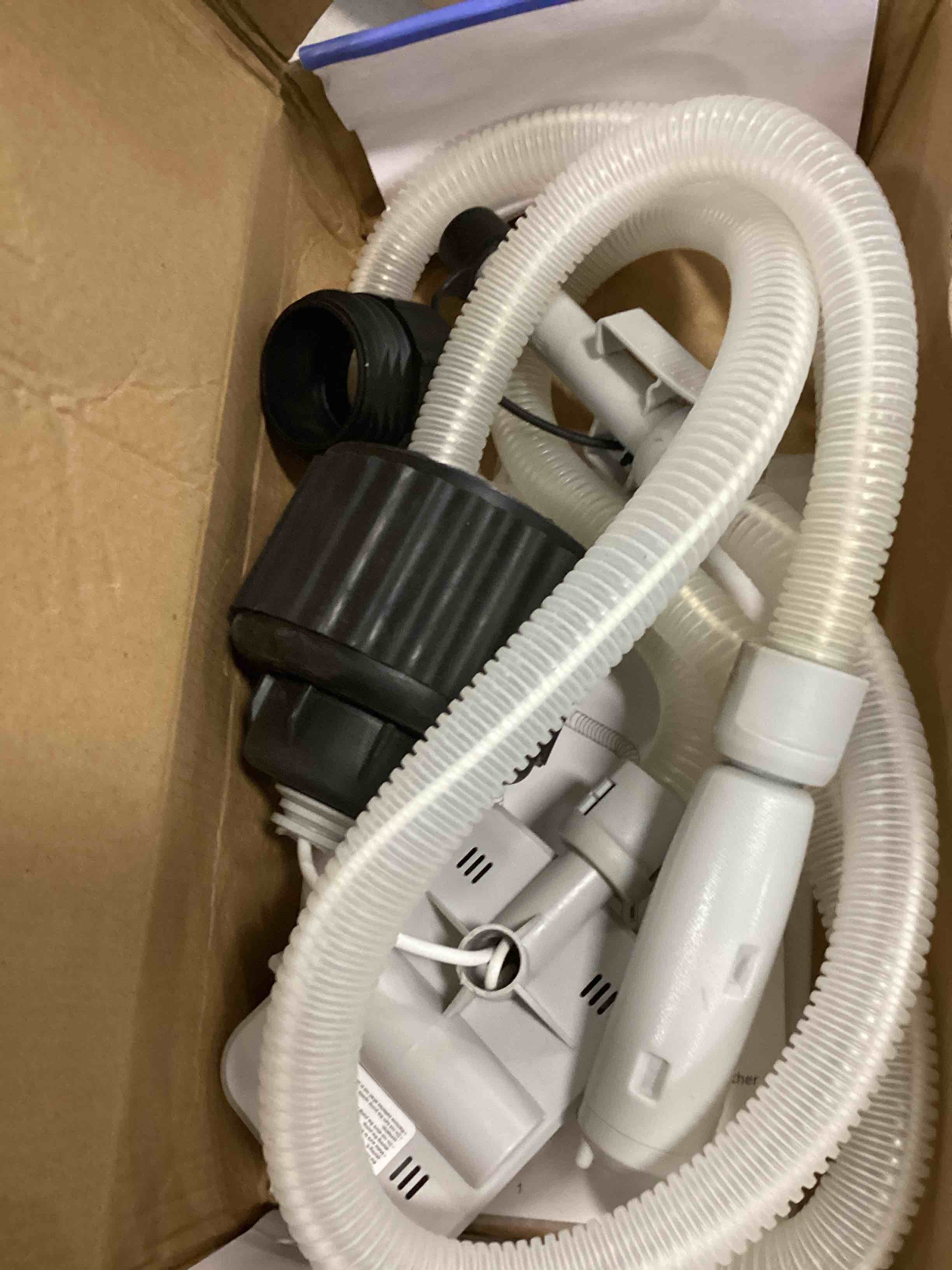 https://s3.amazonaws.com/lotting-images-prod/bidfta/YEL6623292_1715712253464.jpeg