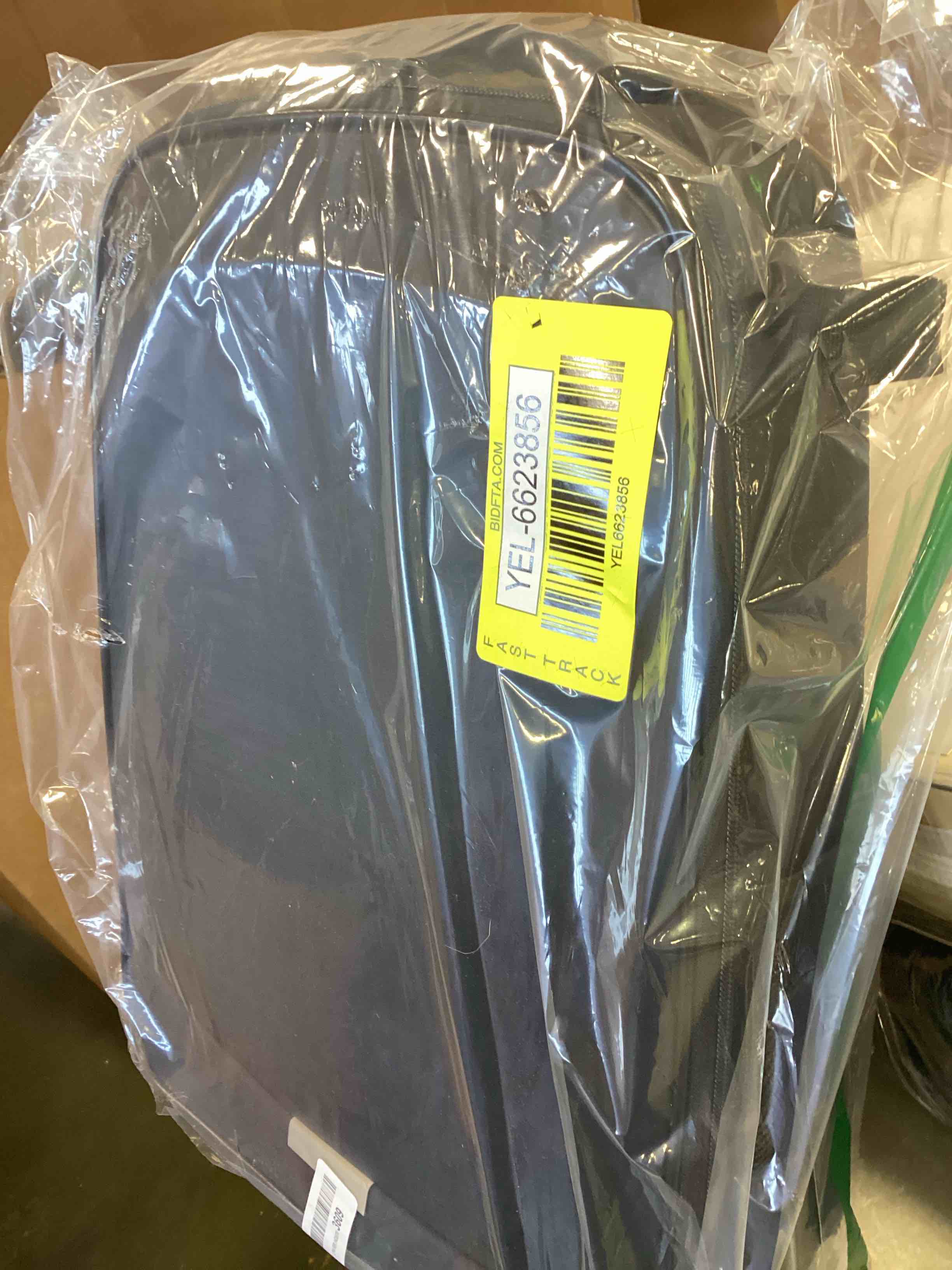 https://s3.amazonaws.com/lotting-images-prod/bidfta/YEL6623856_1715867162641.jpeg