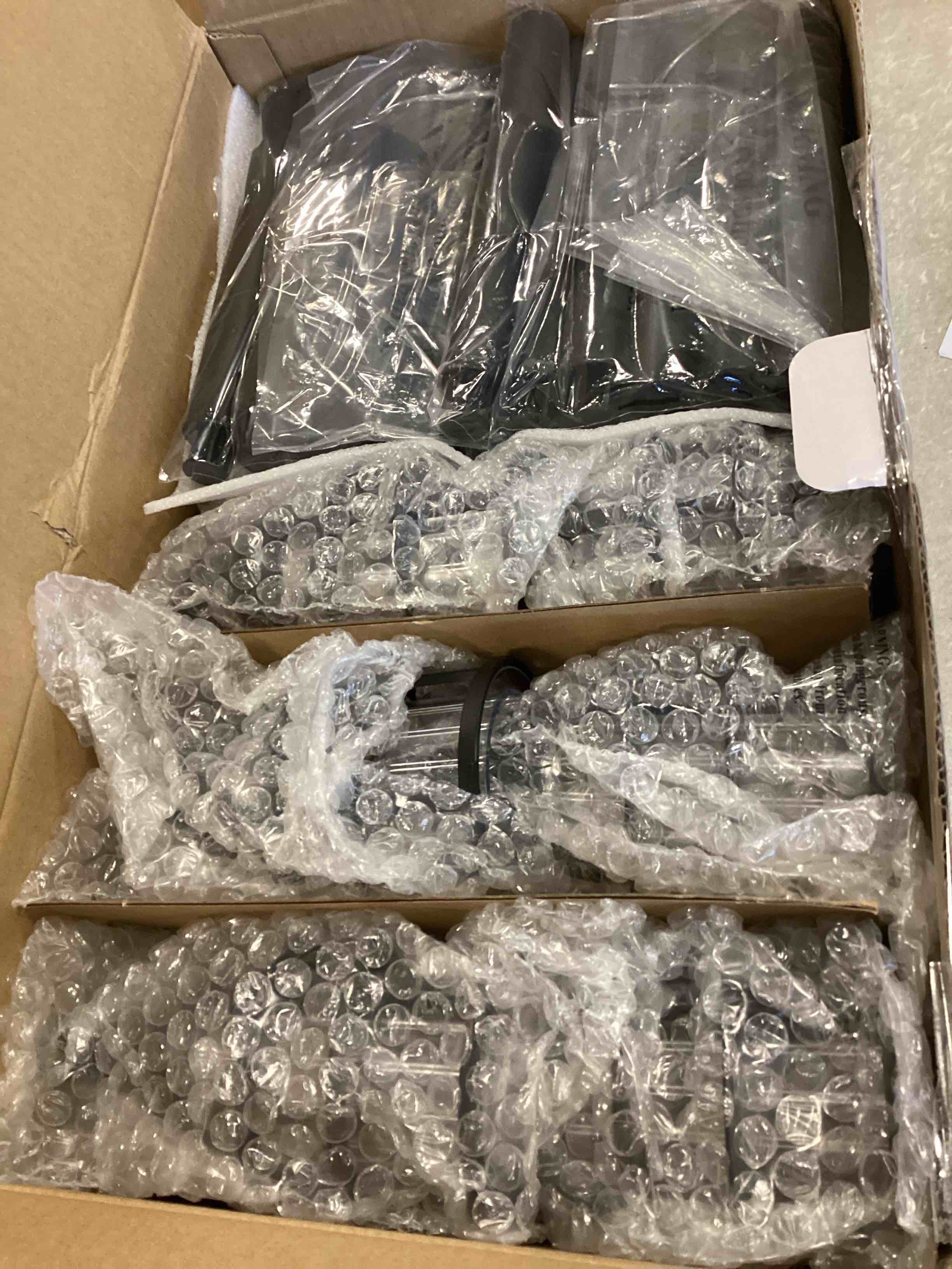 https://s3.amazonaws.com/lotting-images-prod/bidfta/YEL6623862_1715867667495.jpeg