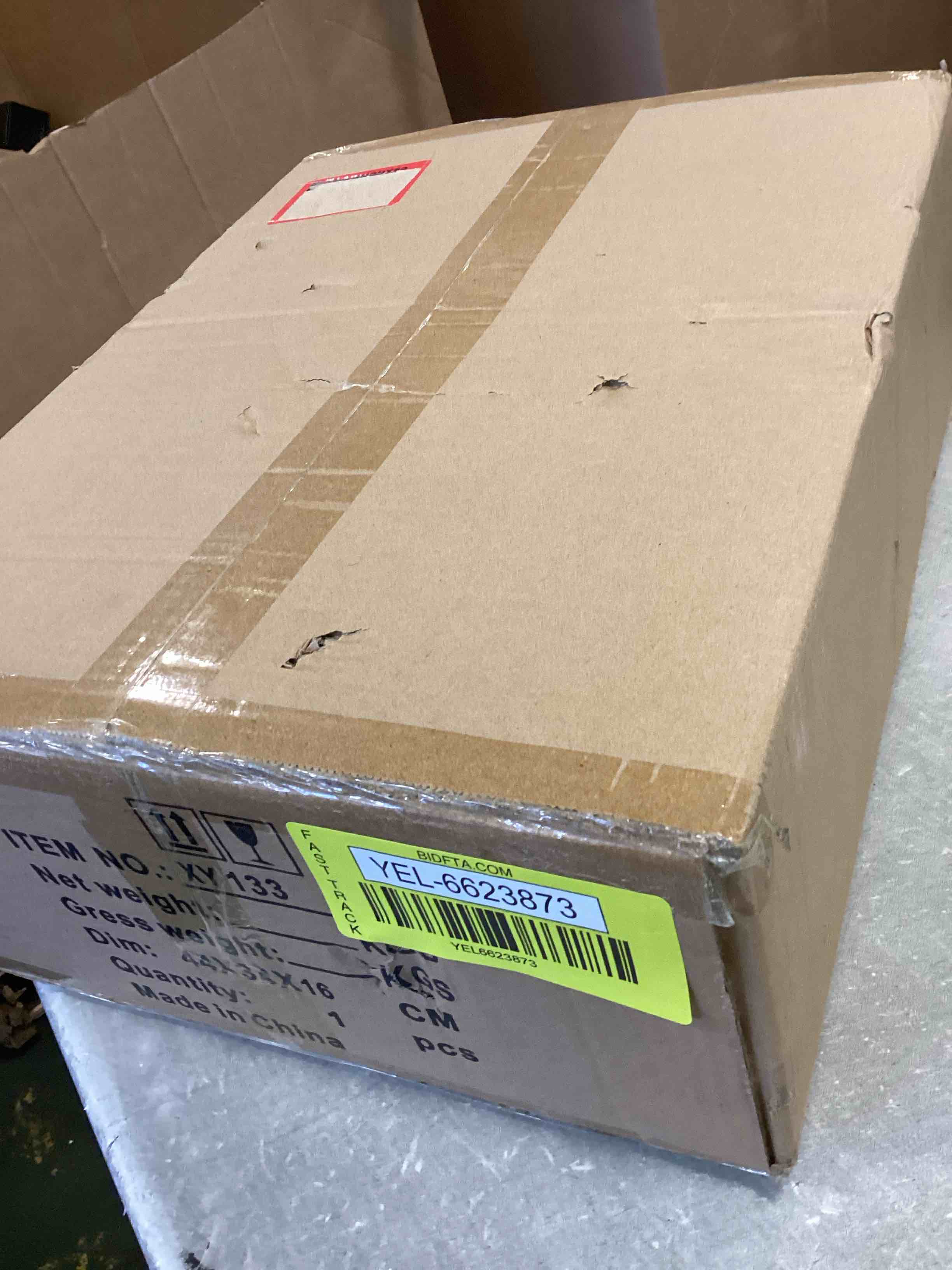 https://s3.amazonaws.com/lotting-images-prod/bidfta/YEL6623873_1715870338247.jpeg