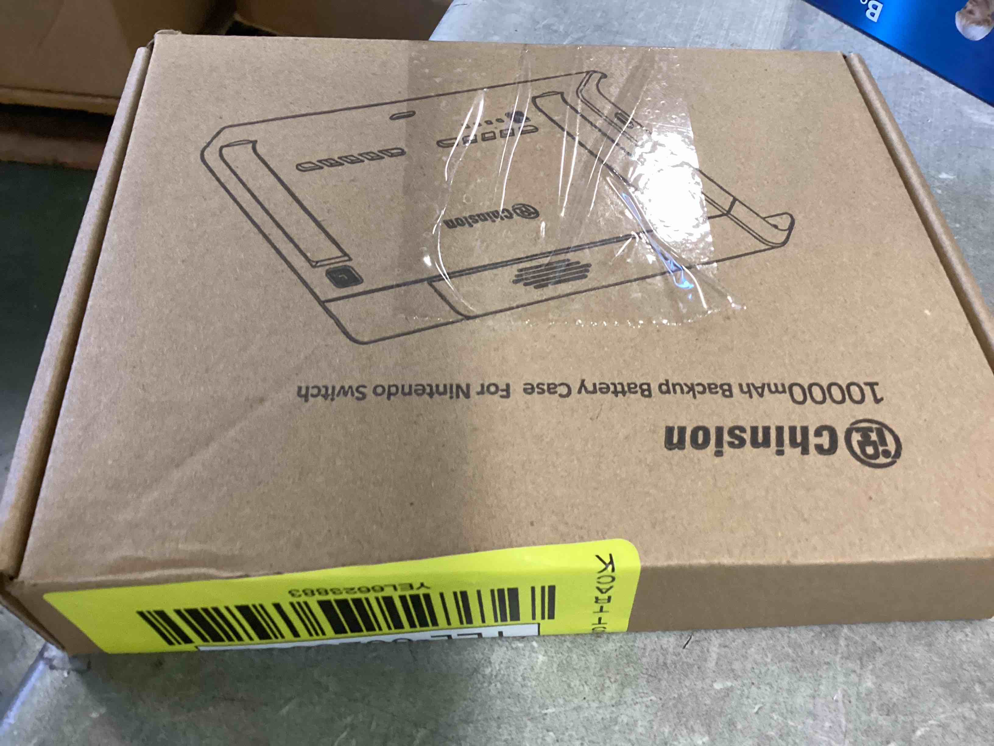 https://s3.amazonaws.com/lotting-images-prod/bidfta/YEL6623883_1715871500848.jpeg