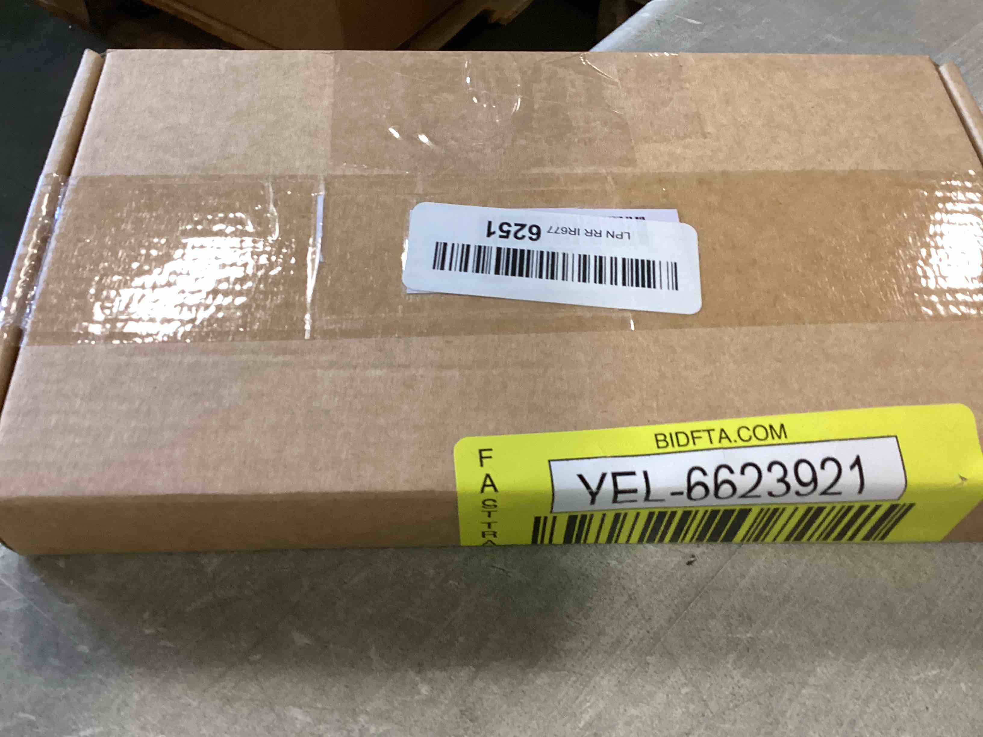 https://s3.amazonaws.com/lotting-images-prod/bidfta/YEL6623921_1715877578560.jpeg