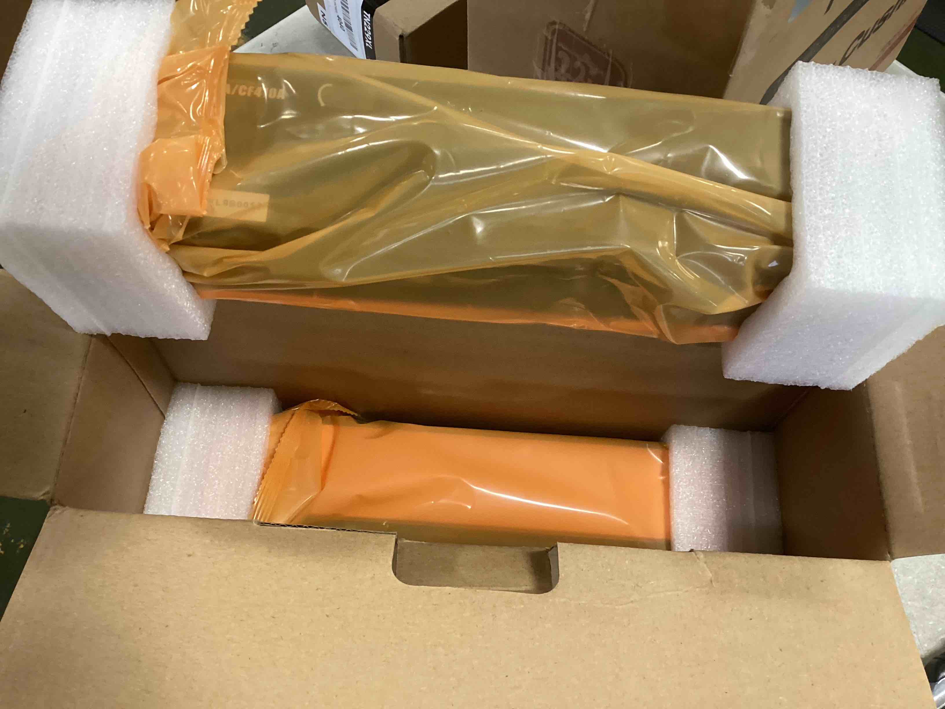 https://s3.amazonaws.com/lotting-images-prod/bidfta/YEL6624101_1715948438554.jpeg
