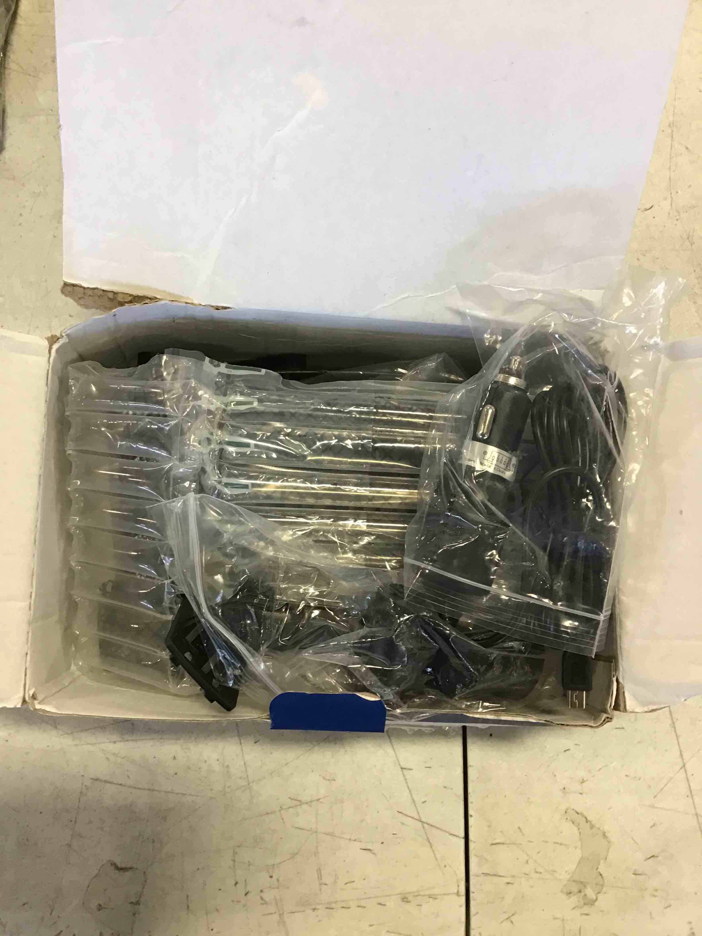 https://s3.amazonaws.com/lotting-images-prod/bidfta/YEL6624640_1715179331628.jpeg