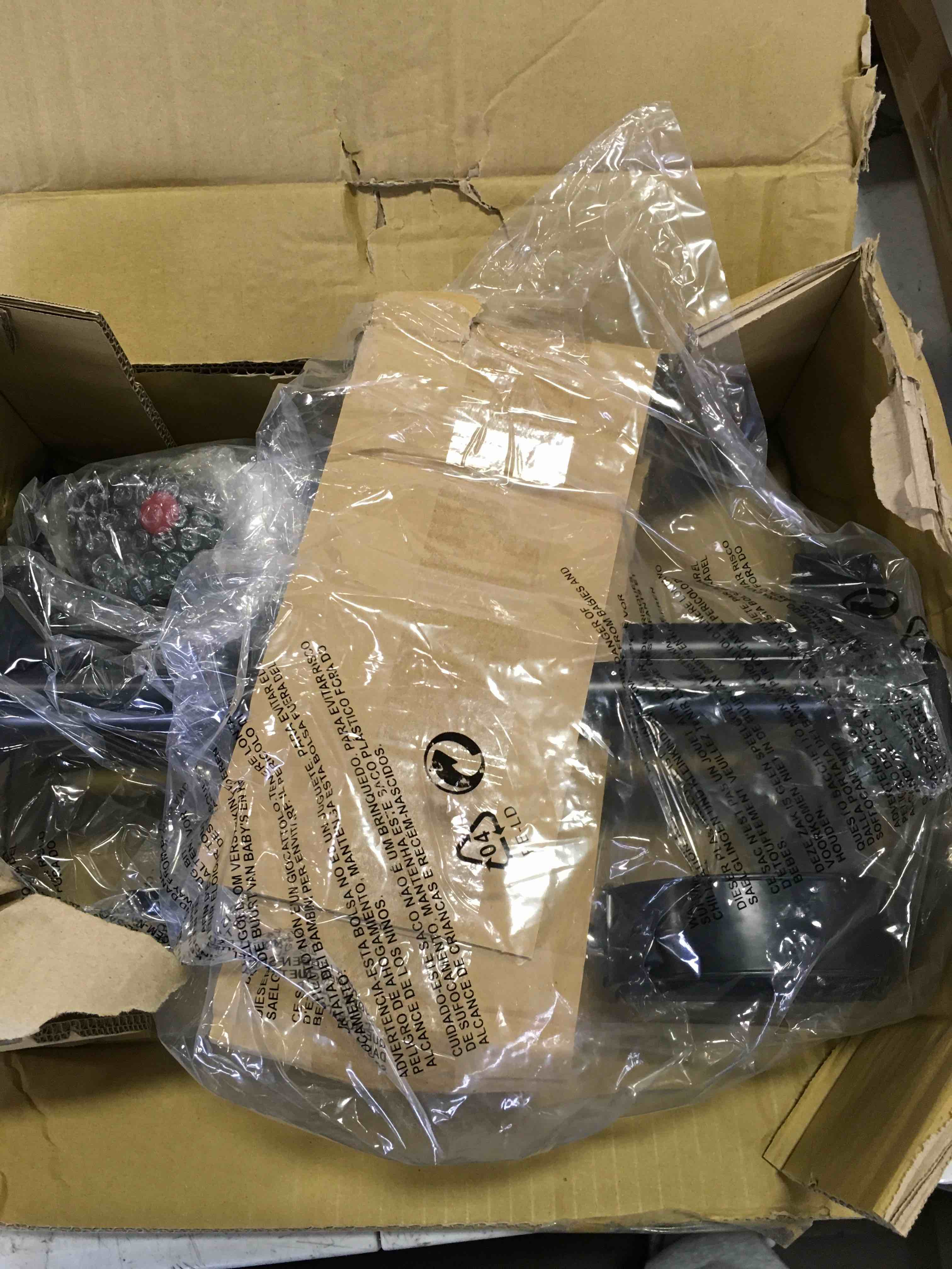 https://s3.amazonaws.com/lotting-images-prod/bidfta/YEL6624771_1715267700738.jpeg
