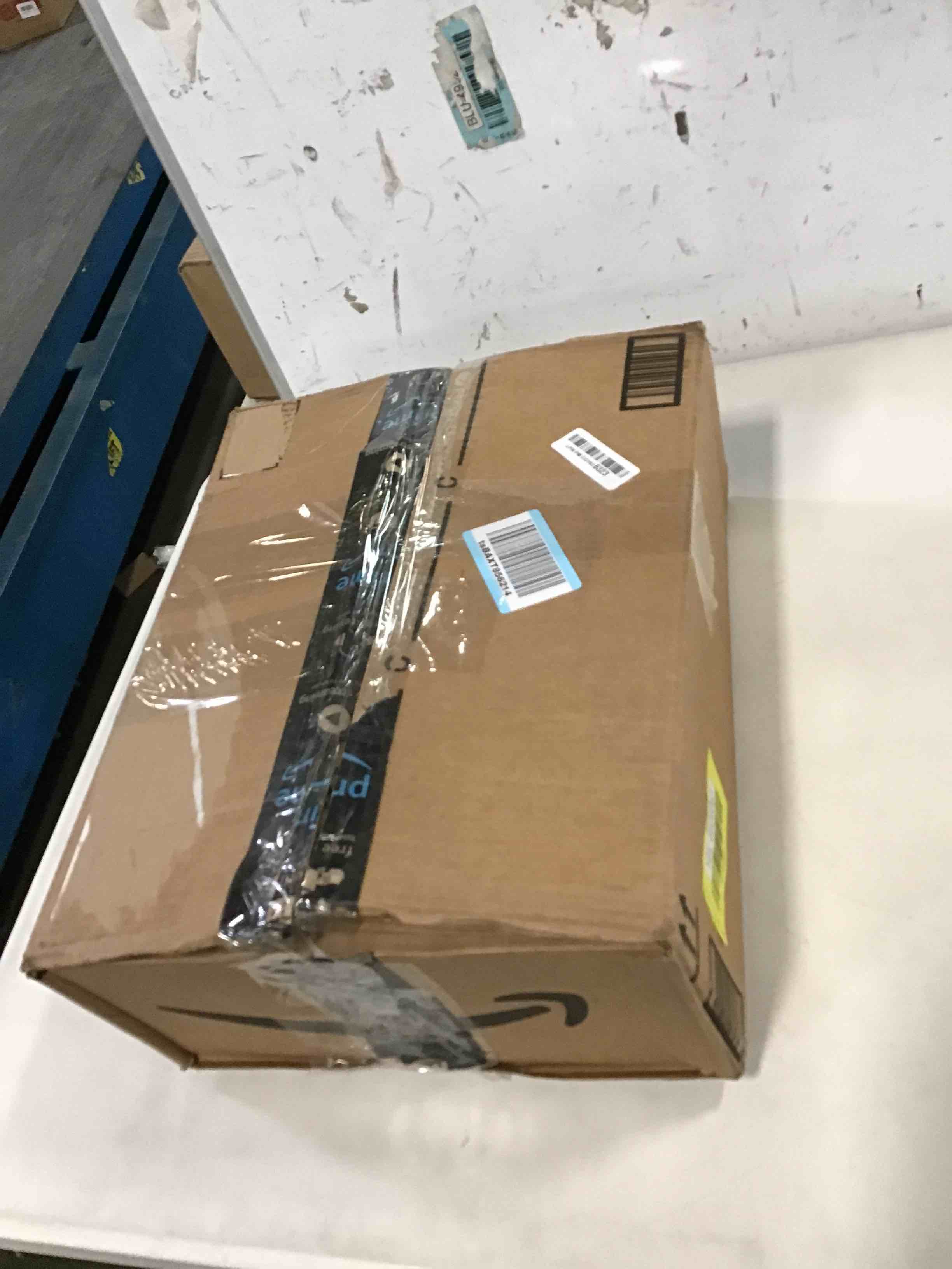 https://s3.amazonaws.com/lotting-images-prod/bidfta/YEL6626063_1715630496757.jpeg