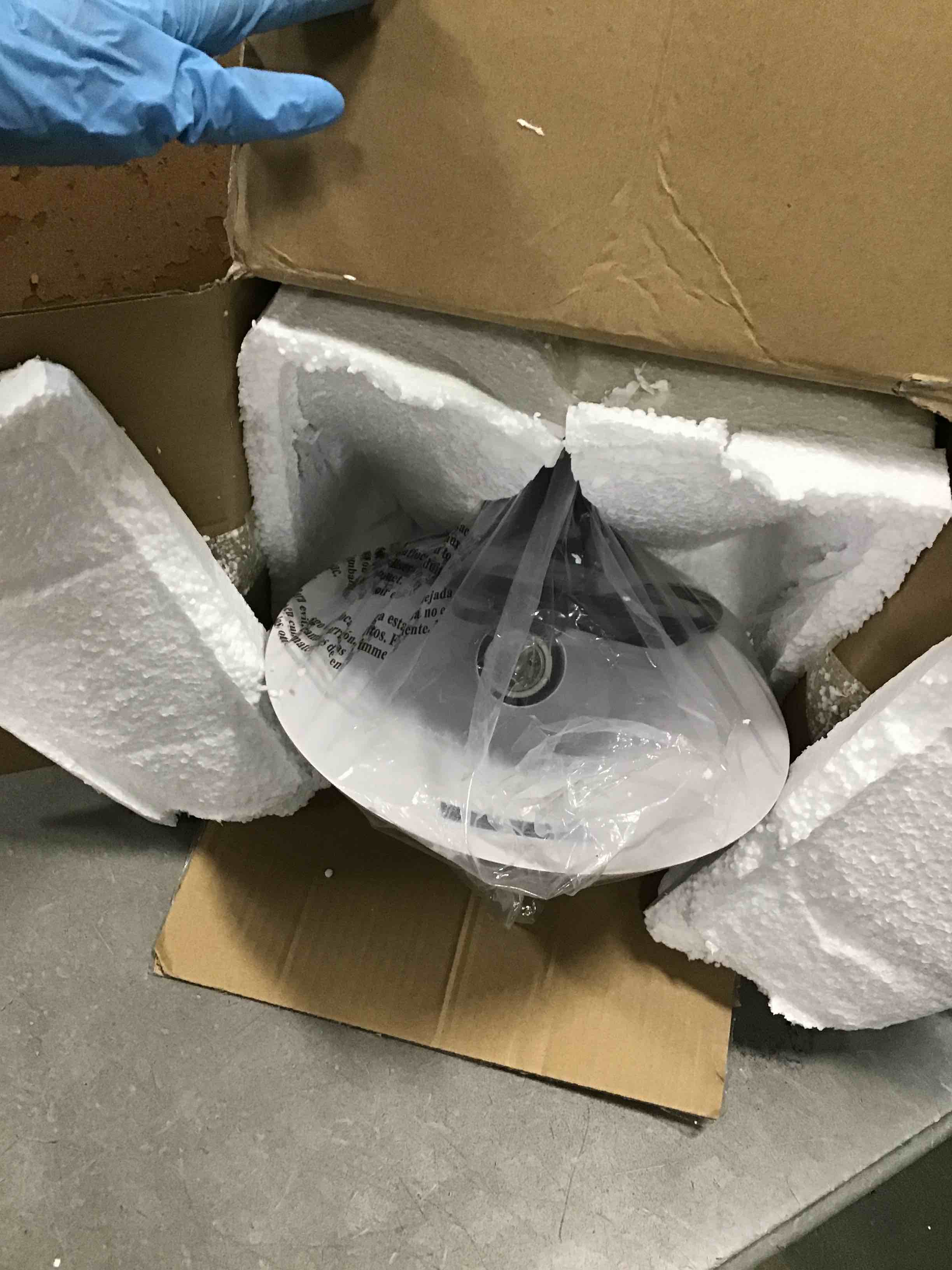 https://s3.amazonaws.com/lotting-images-prod/bidfta/YEL6626240_1715710877031.jpeg