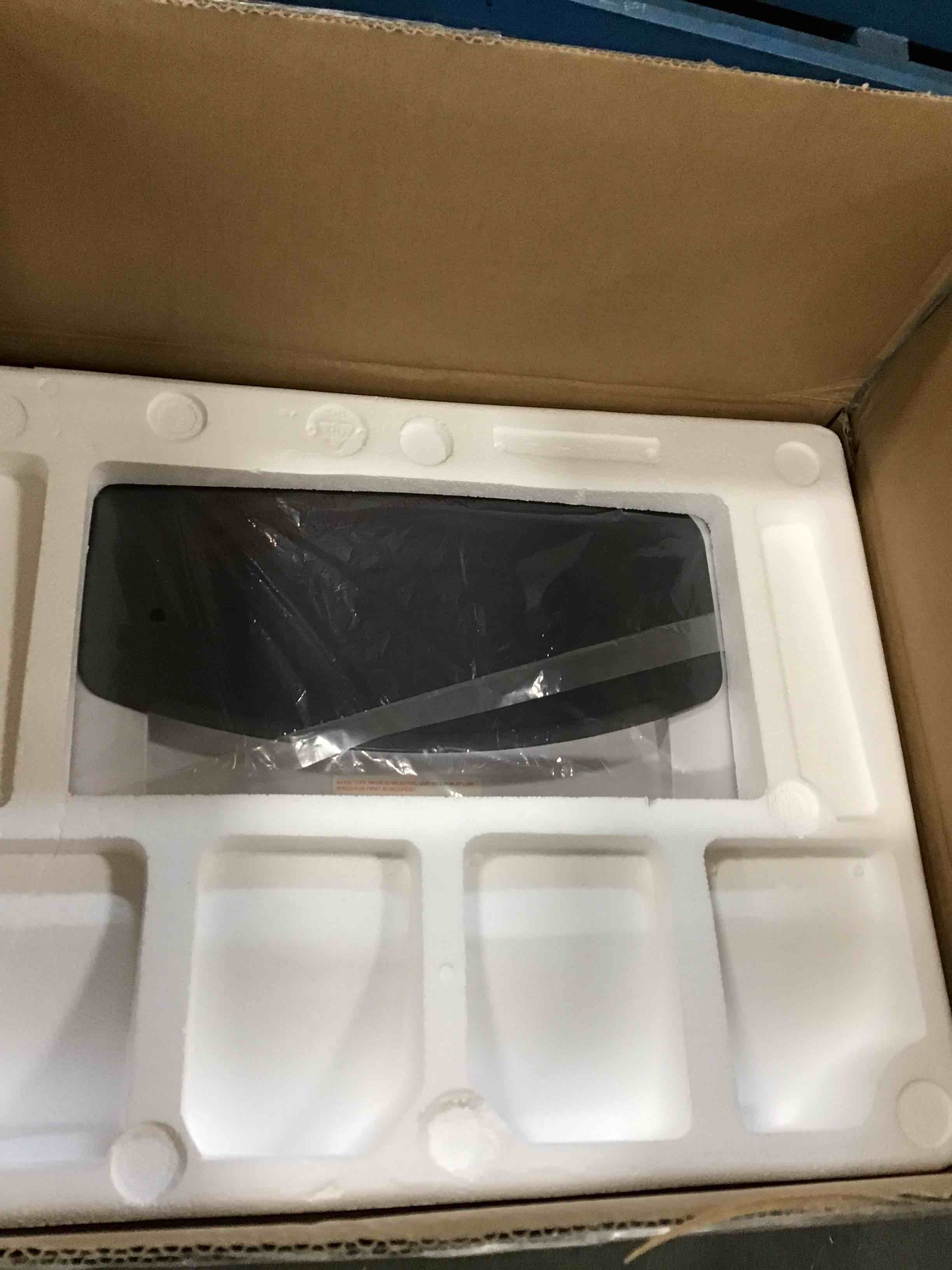 https://s3.amazonaws.com/lotting-images-prod/bidfta/YEL6626601_1715862704475.jpeg