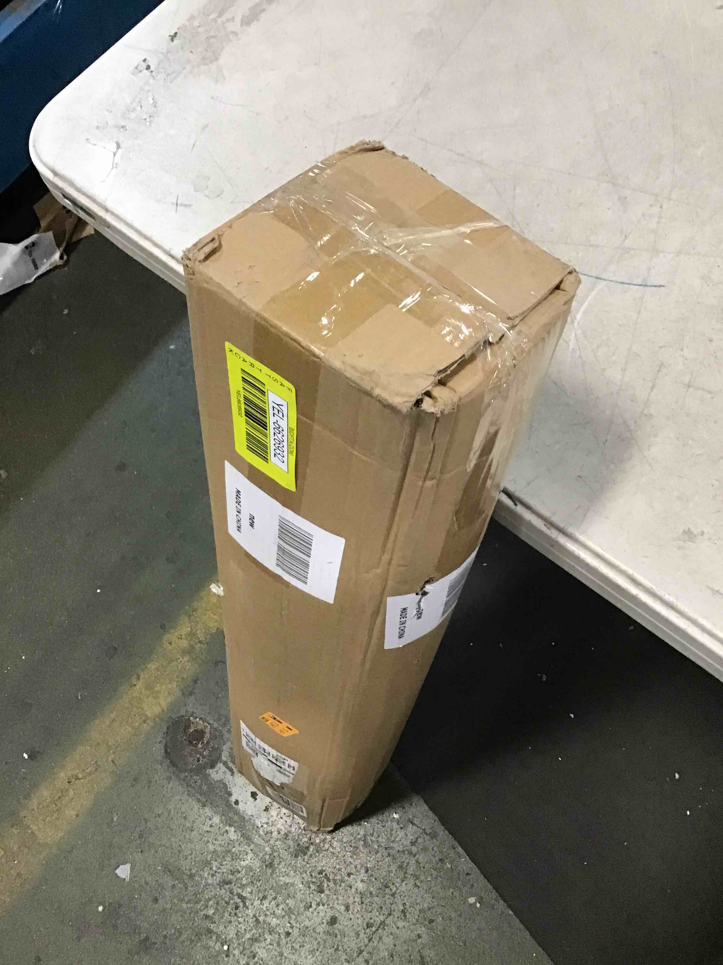 https://s3.amazonaws.com/lotting-images-prod/bidfta/YEL6626932_1715961972497.jpeg