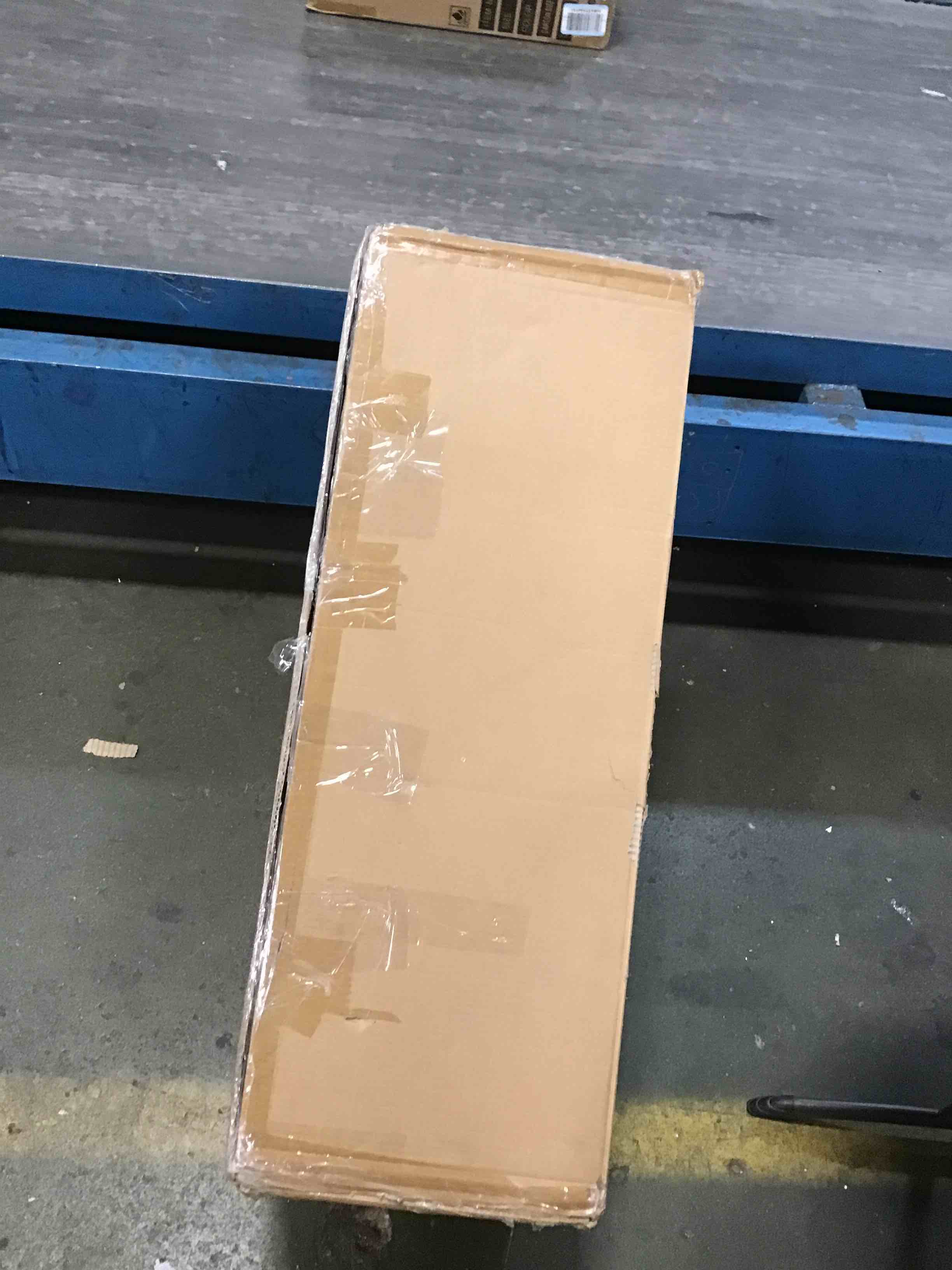 https://s3.amazonaws.com/lotting-images-prod/bidfta/YEL6627047_1716034025408.jpeg